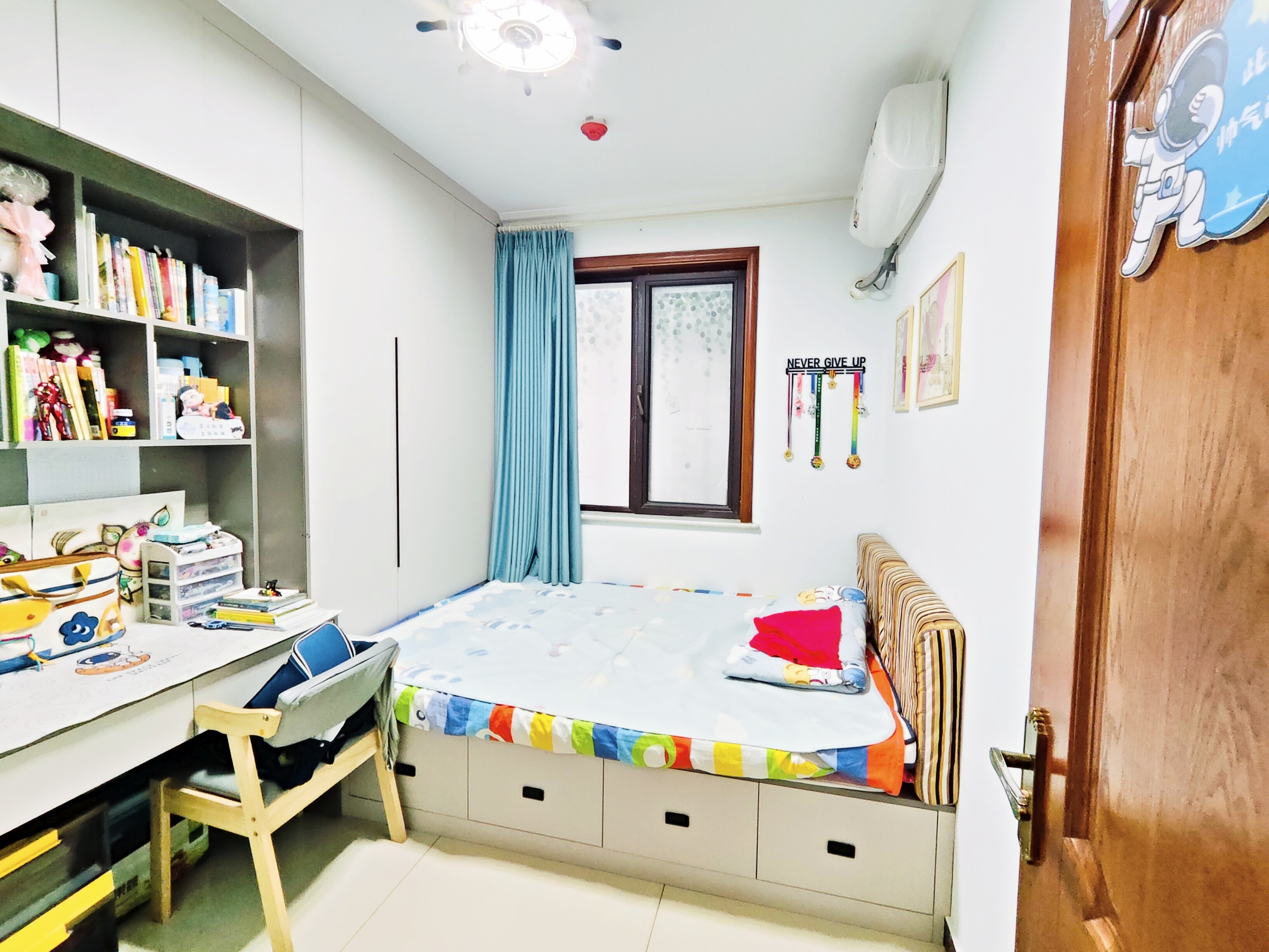 海尔云世界滟澜公馆花园