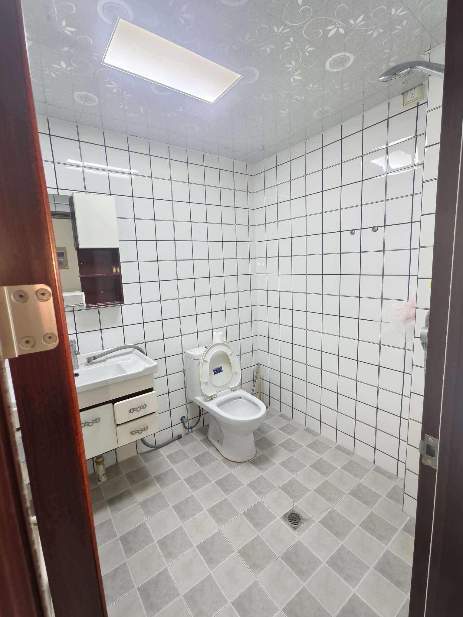 贵星翔小区