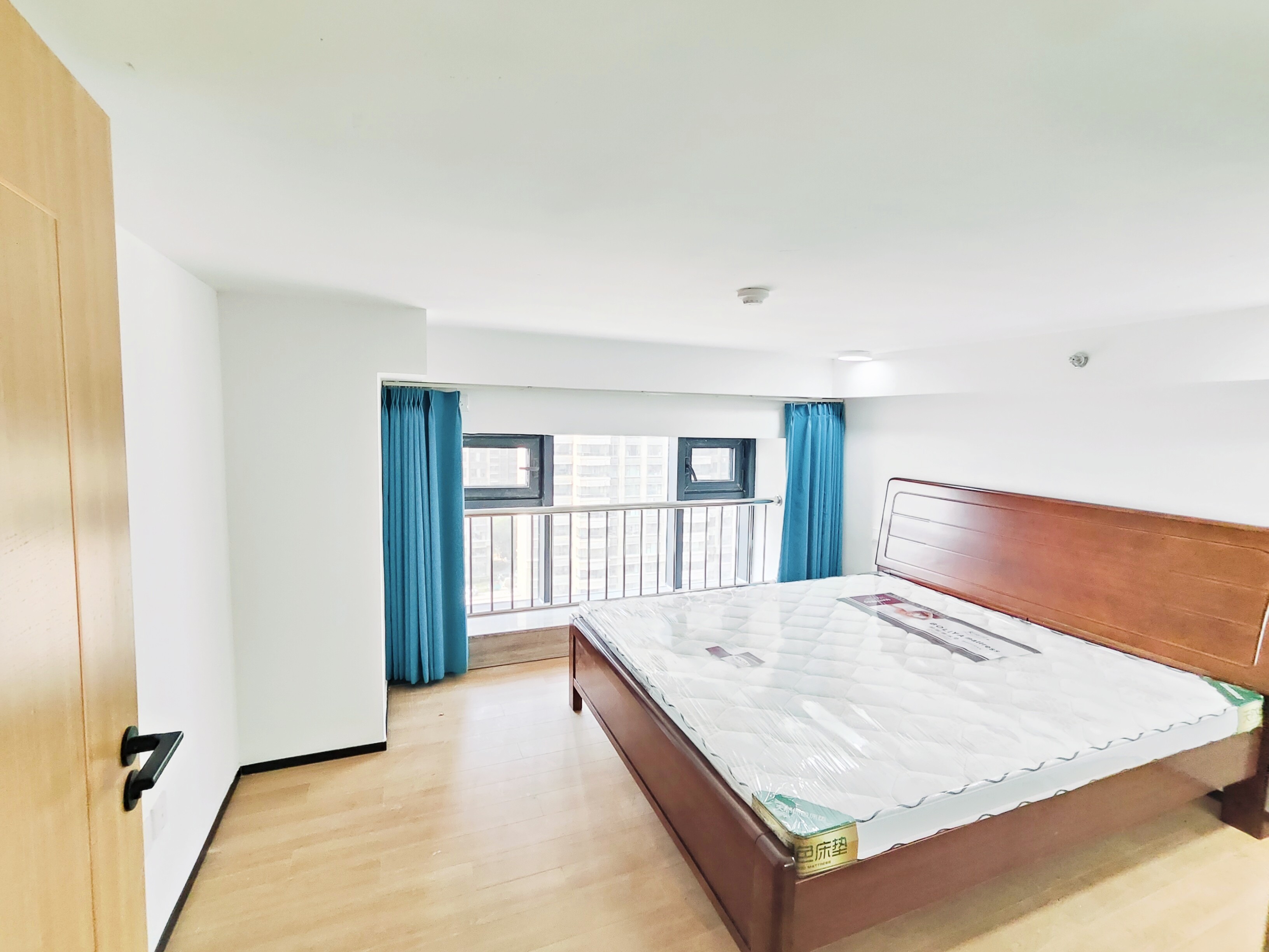 恒大滨河左岸公寓(临湖公馆花园)