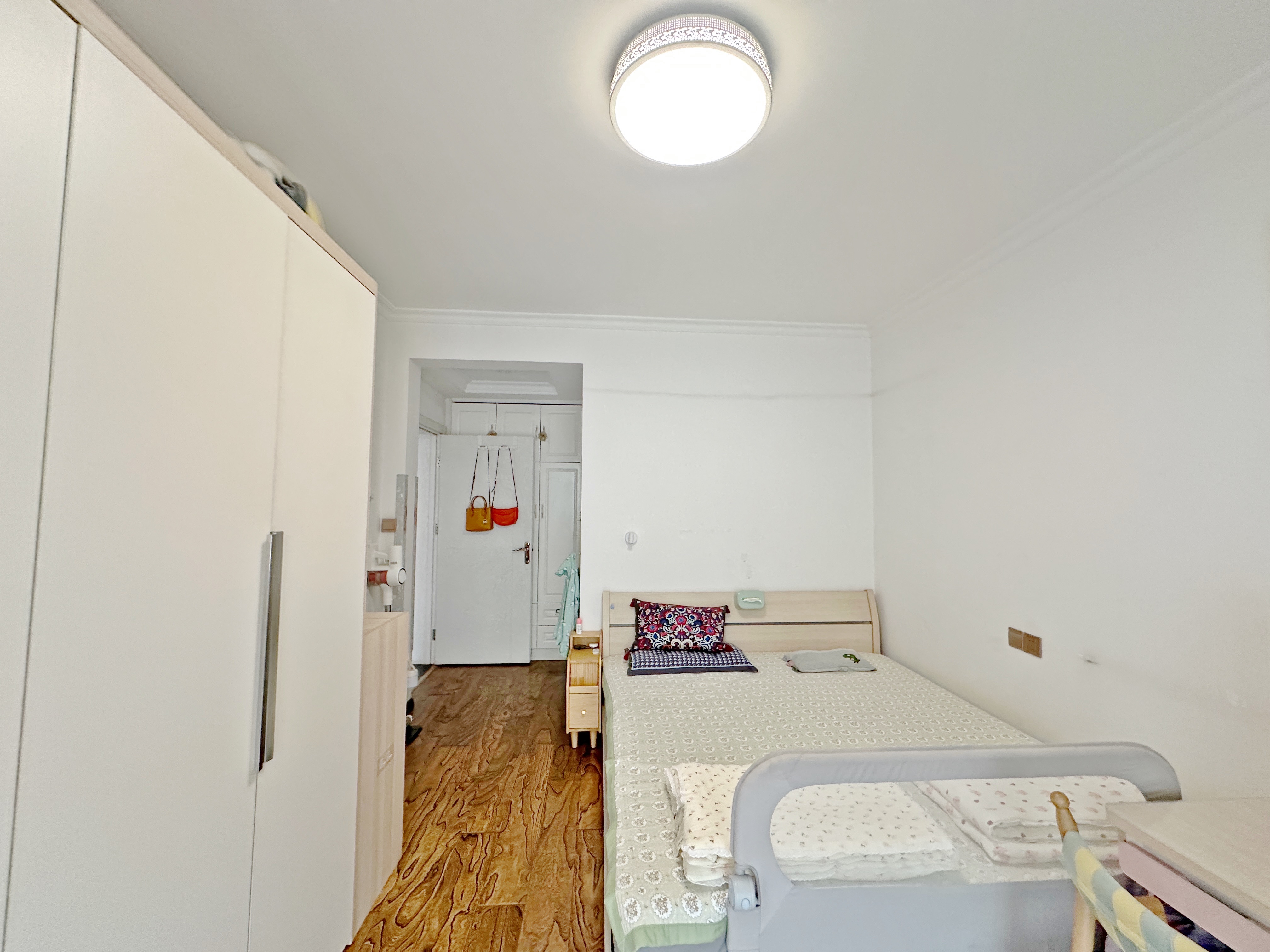 卧龙花园龙和苑