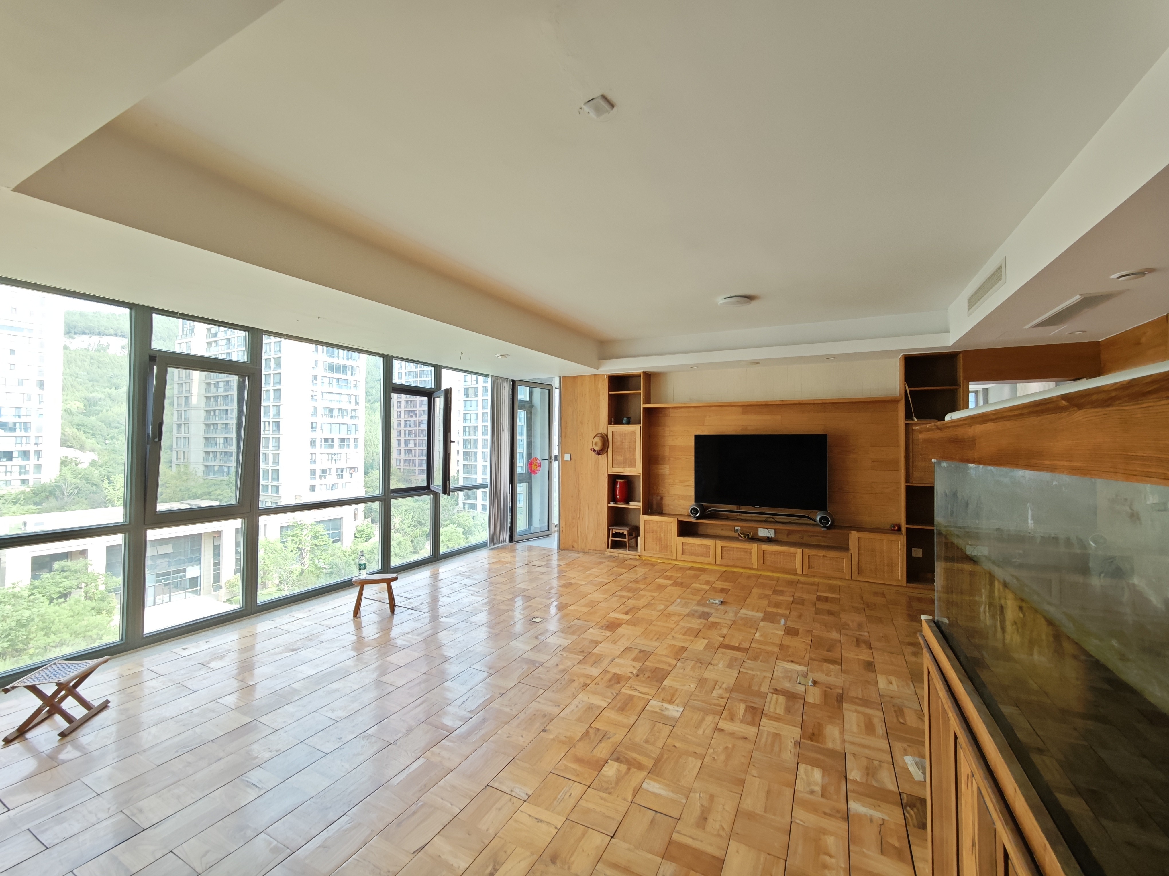 海尔绿城全运村锦兰园