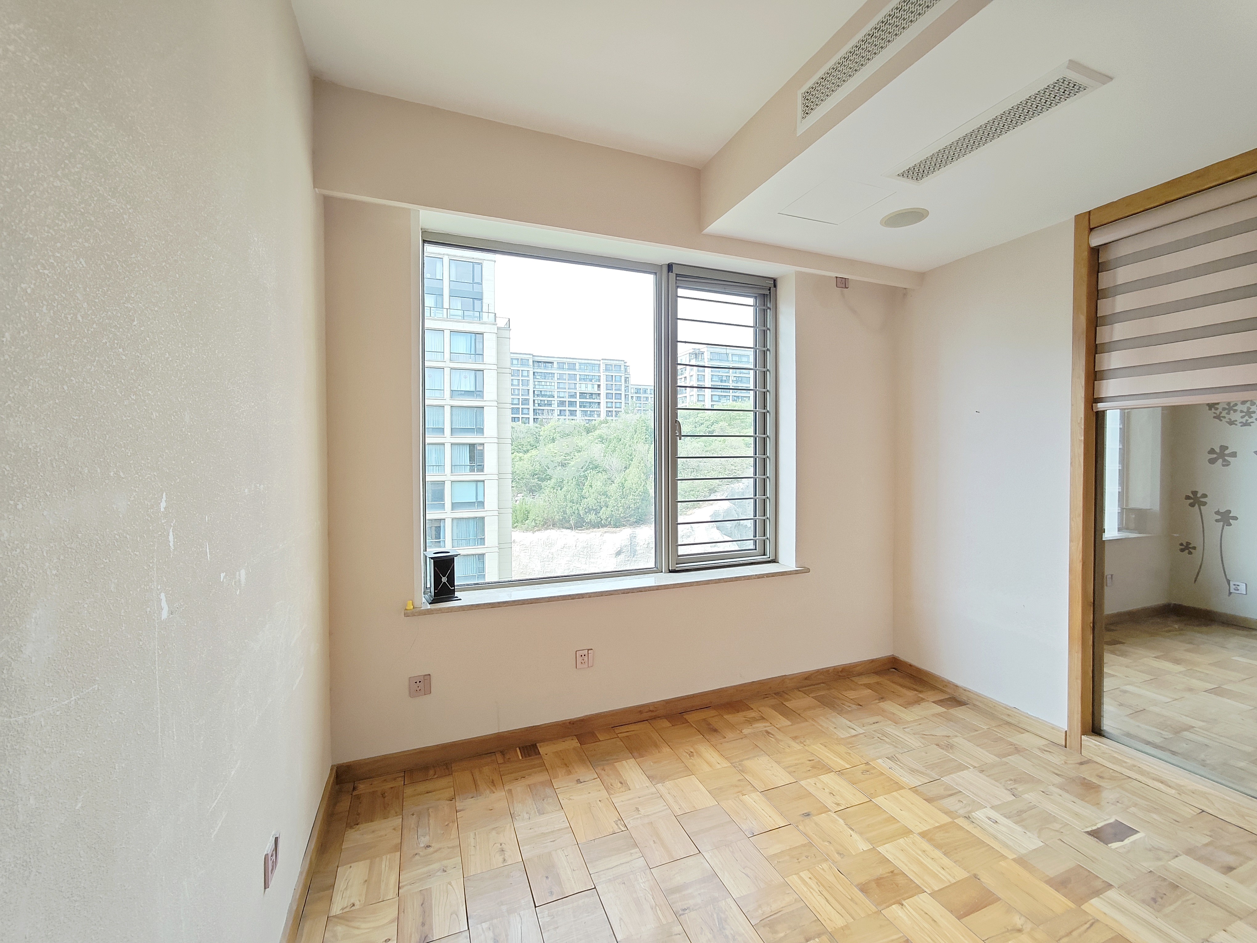 海尔绿城全运村锦兰园