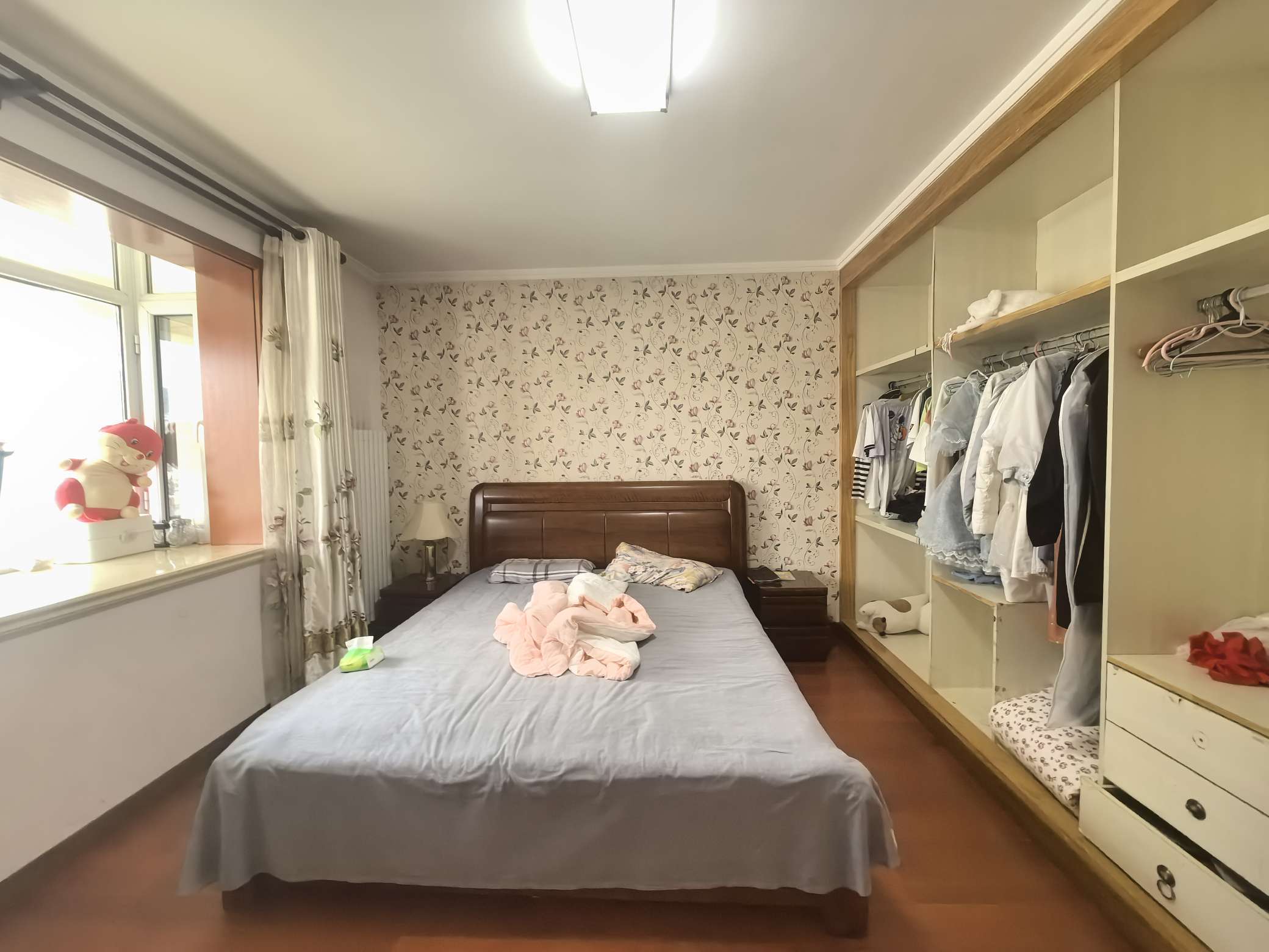 鲍德现代逸城