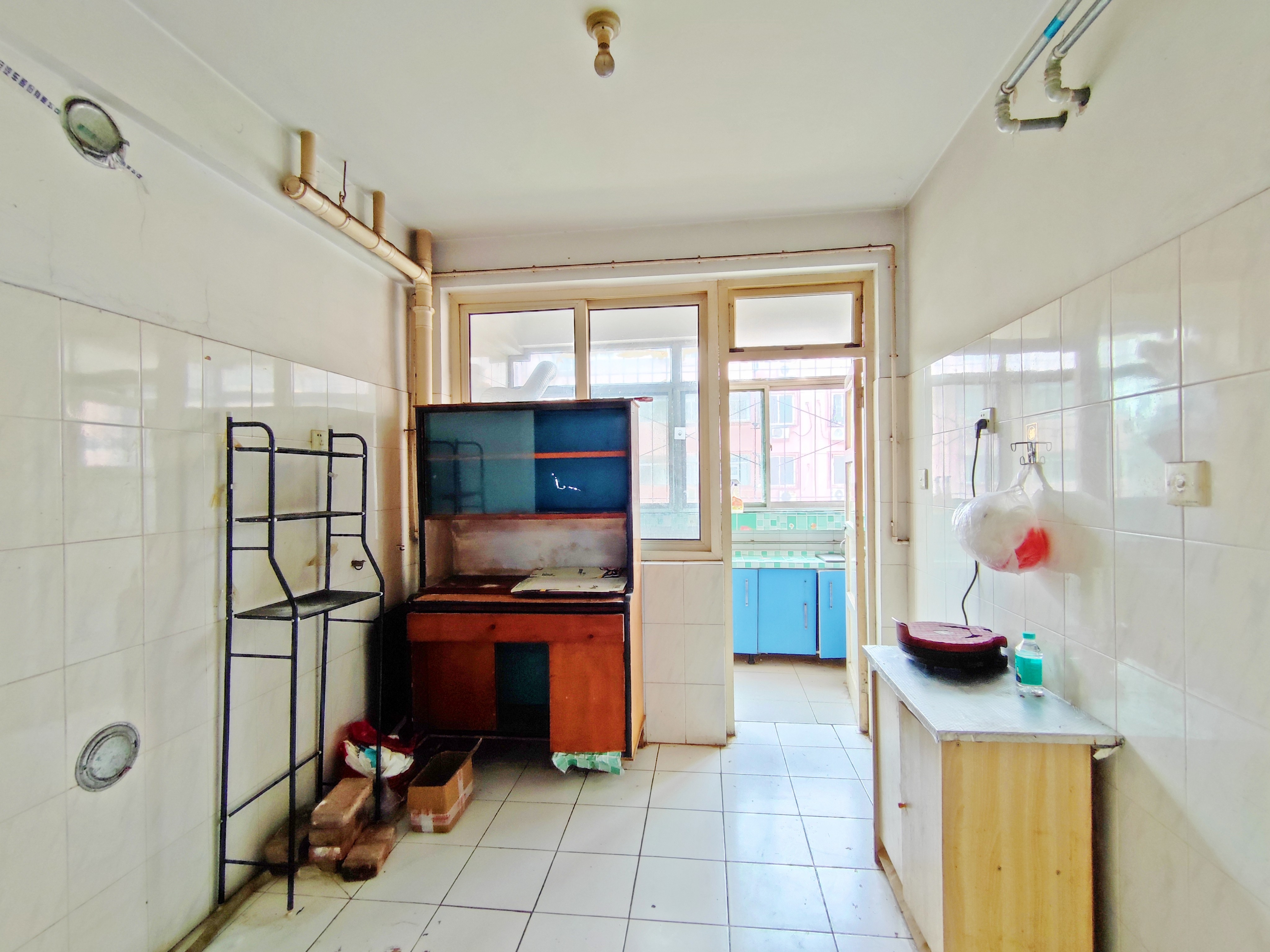 白马山铁路新村