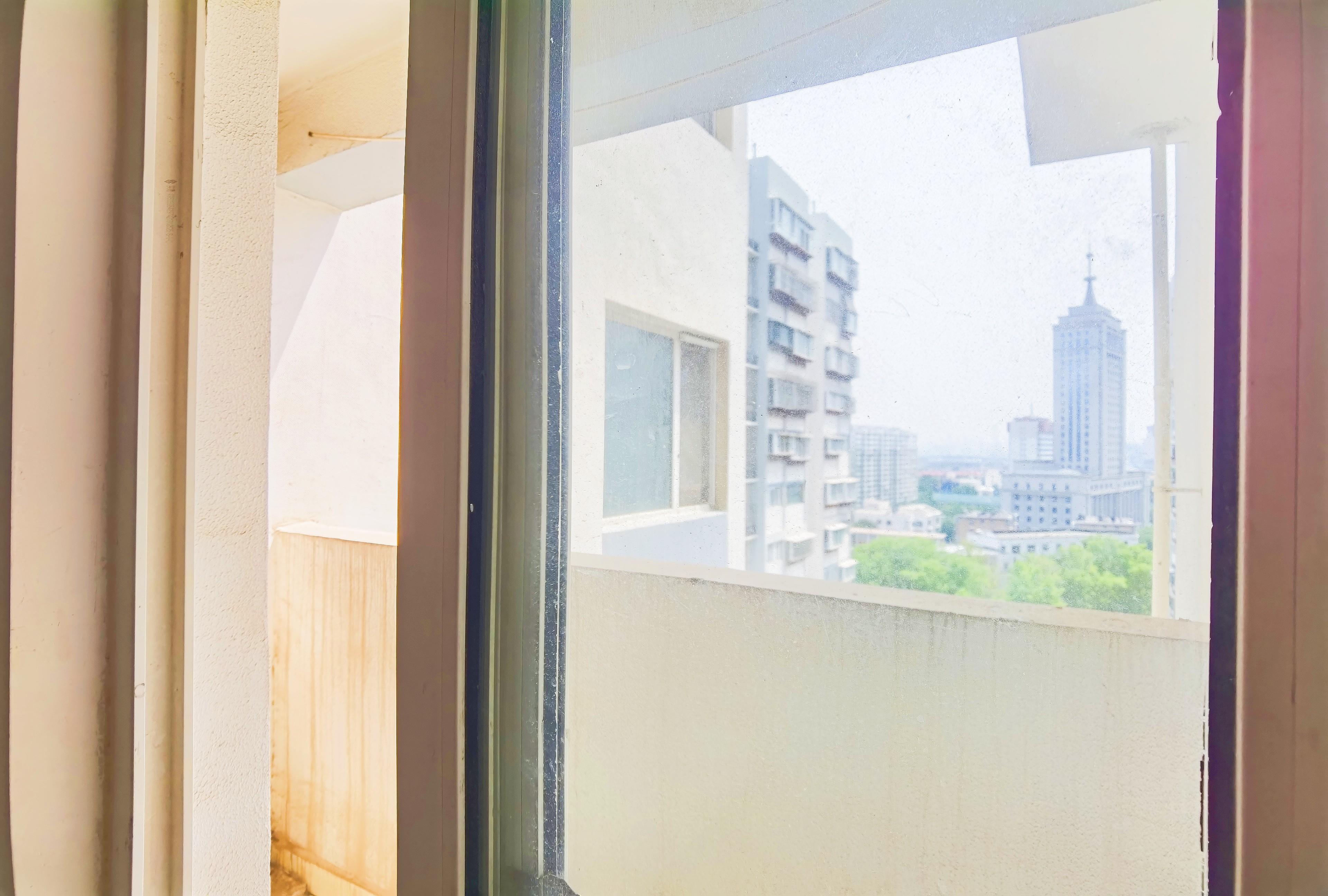 万达鸿景苑
