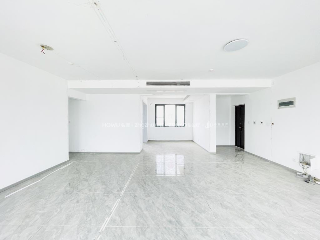  绿地IFC中央公馆 南北