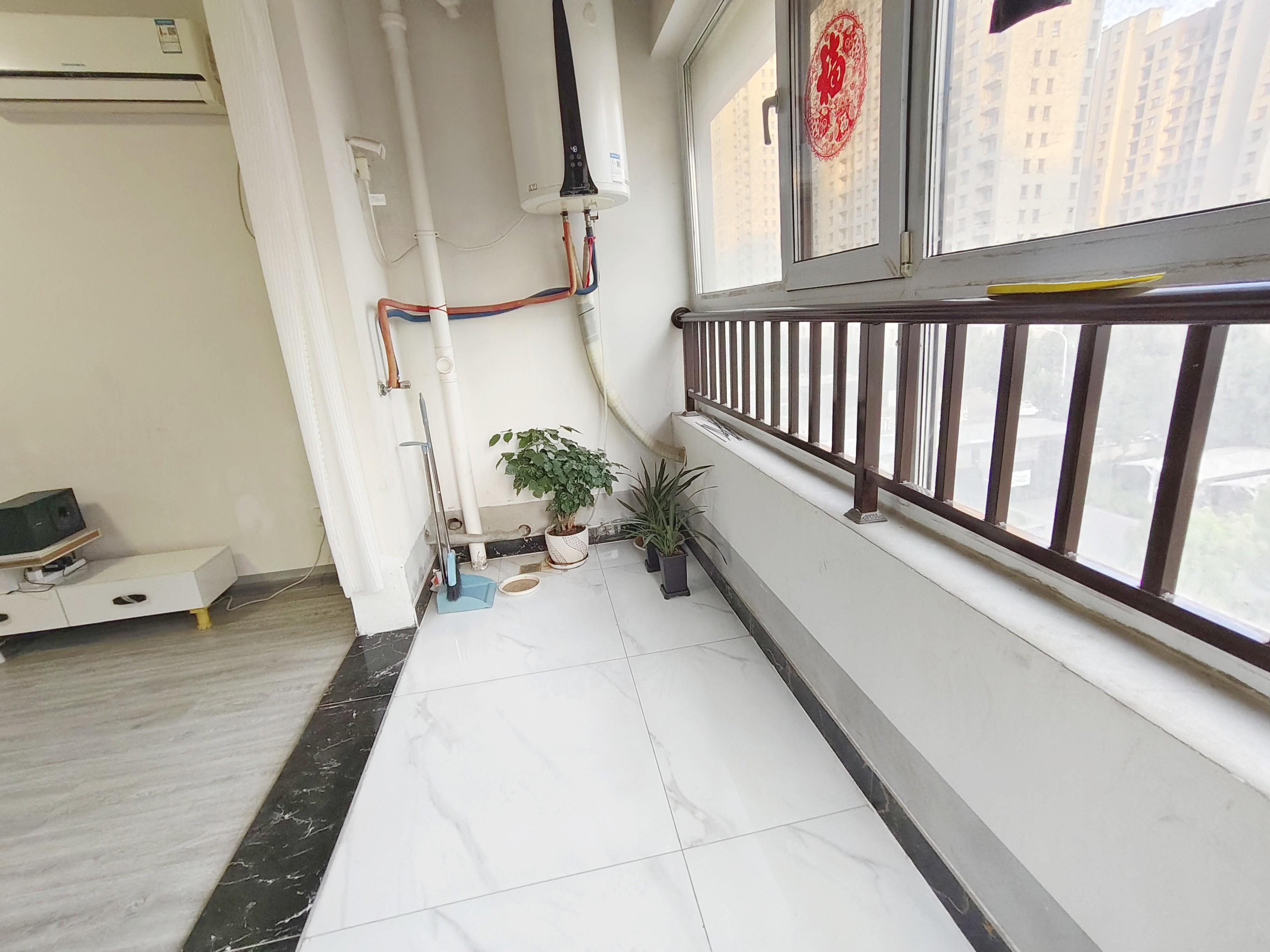 绿地新里香榭丽公馆