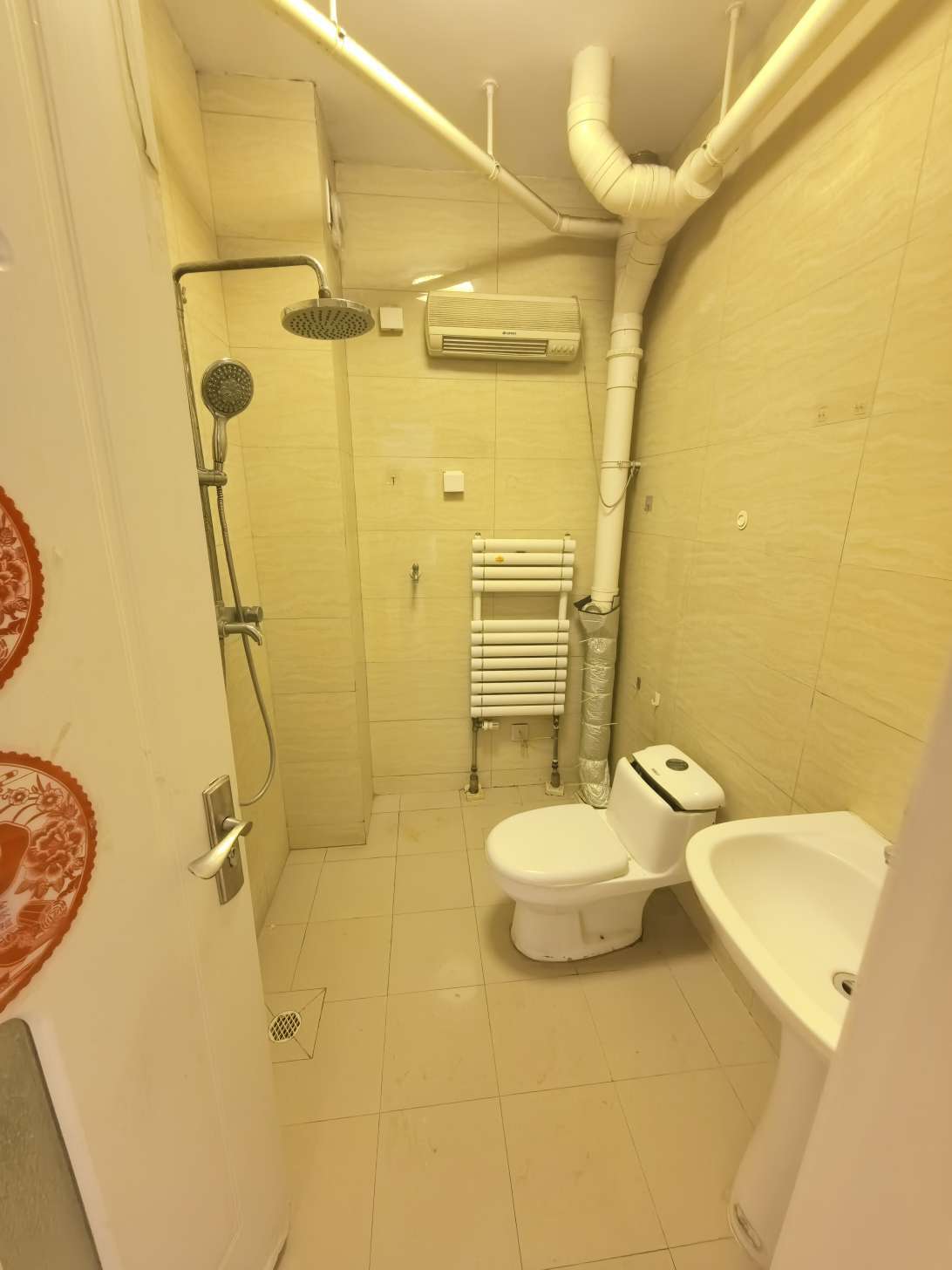 鲍德现代逸城