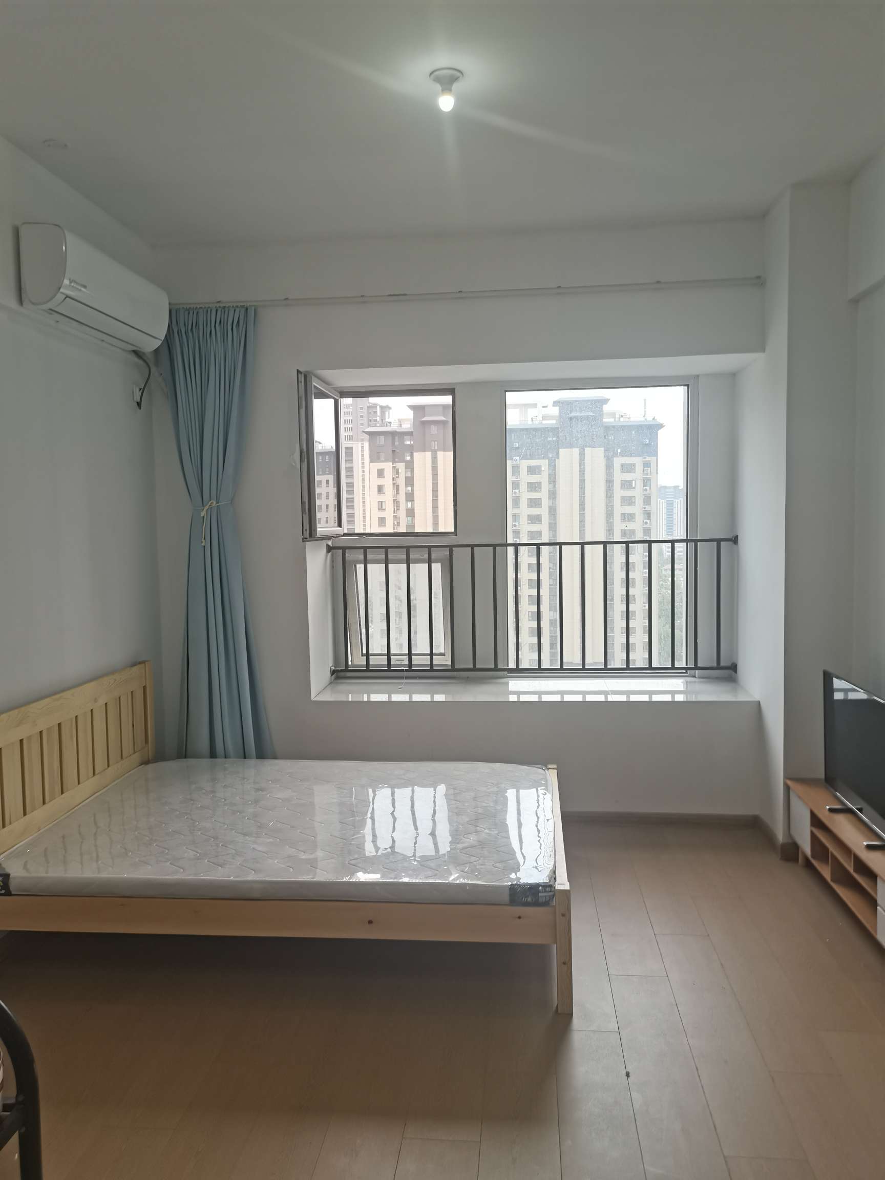 整租·地平西棠甲第(商住楼)  南