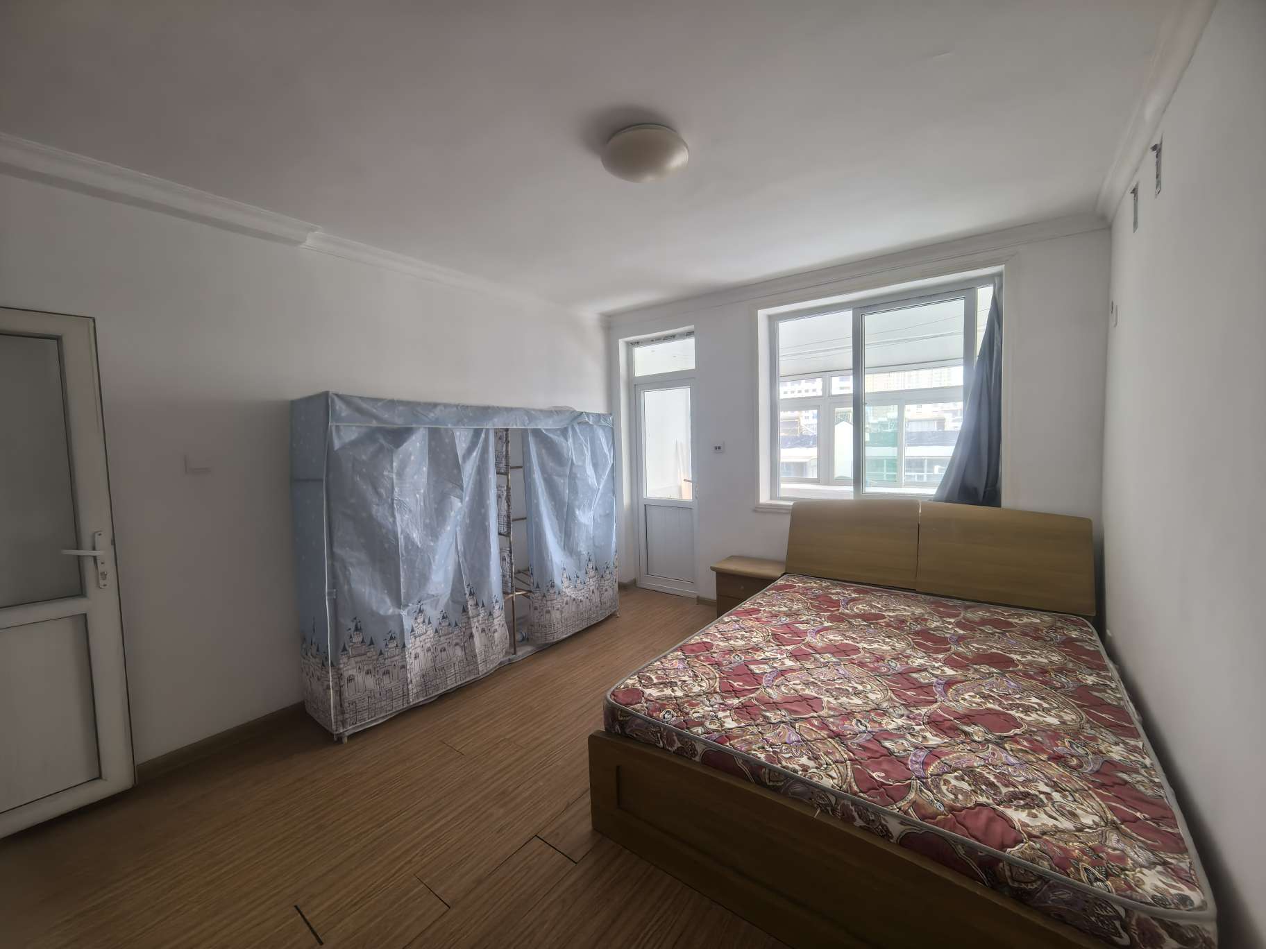 北小辛庄东街85号