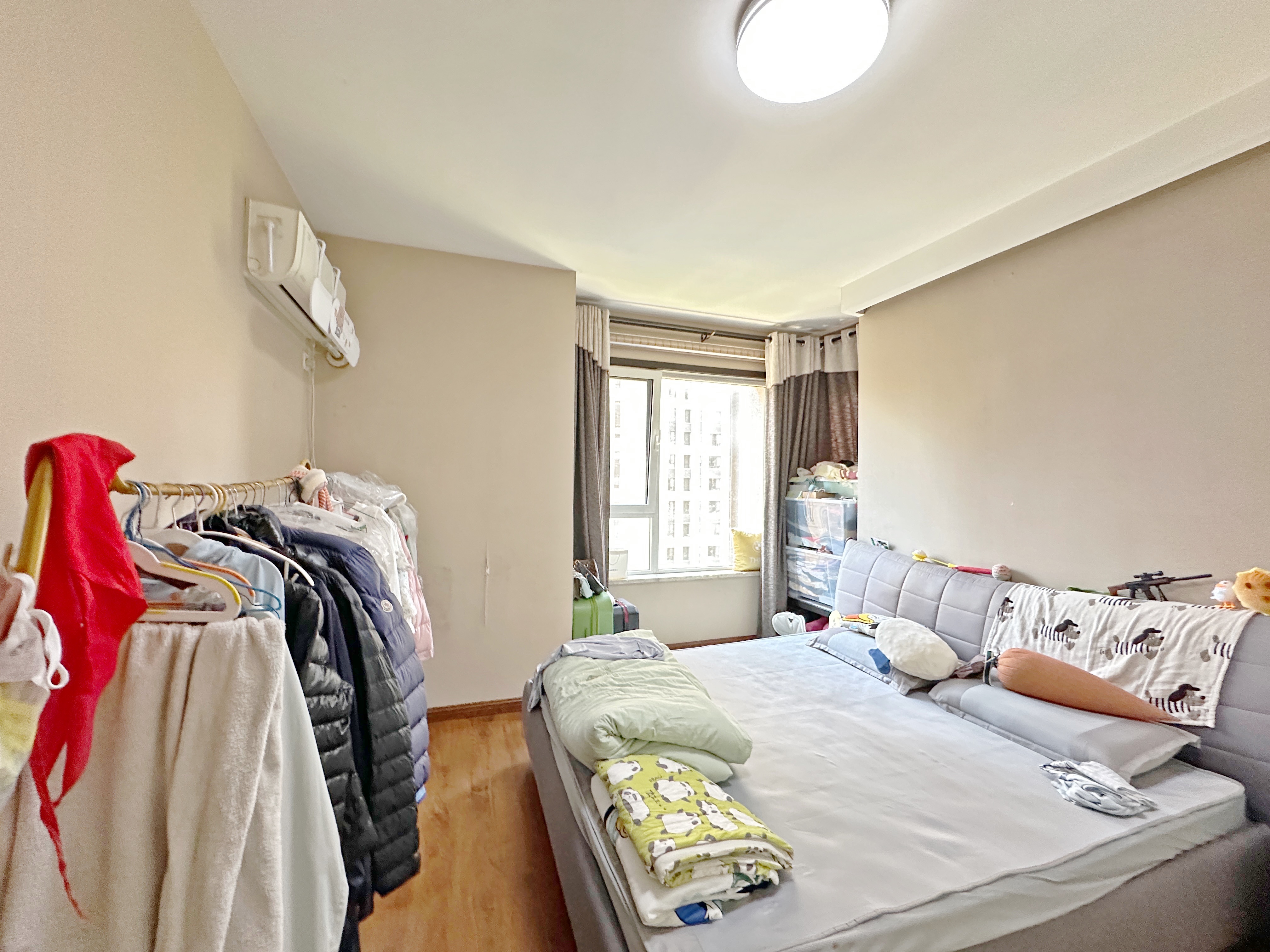 绿地新里卢浮公馆