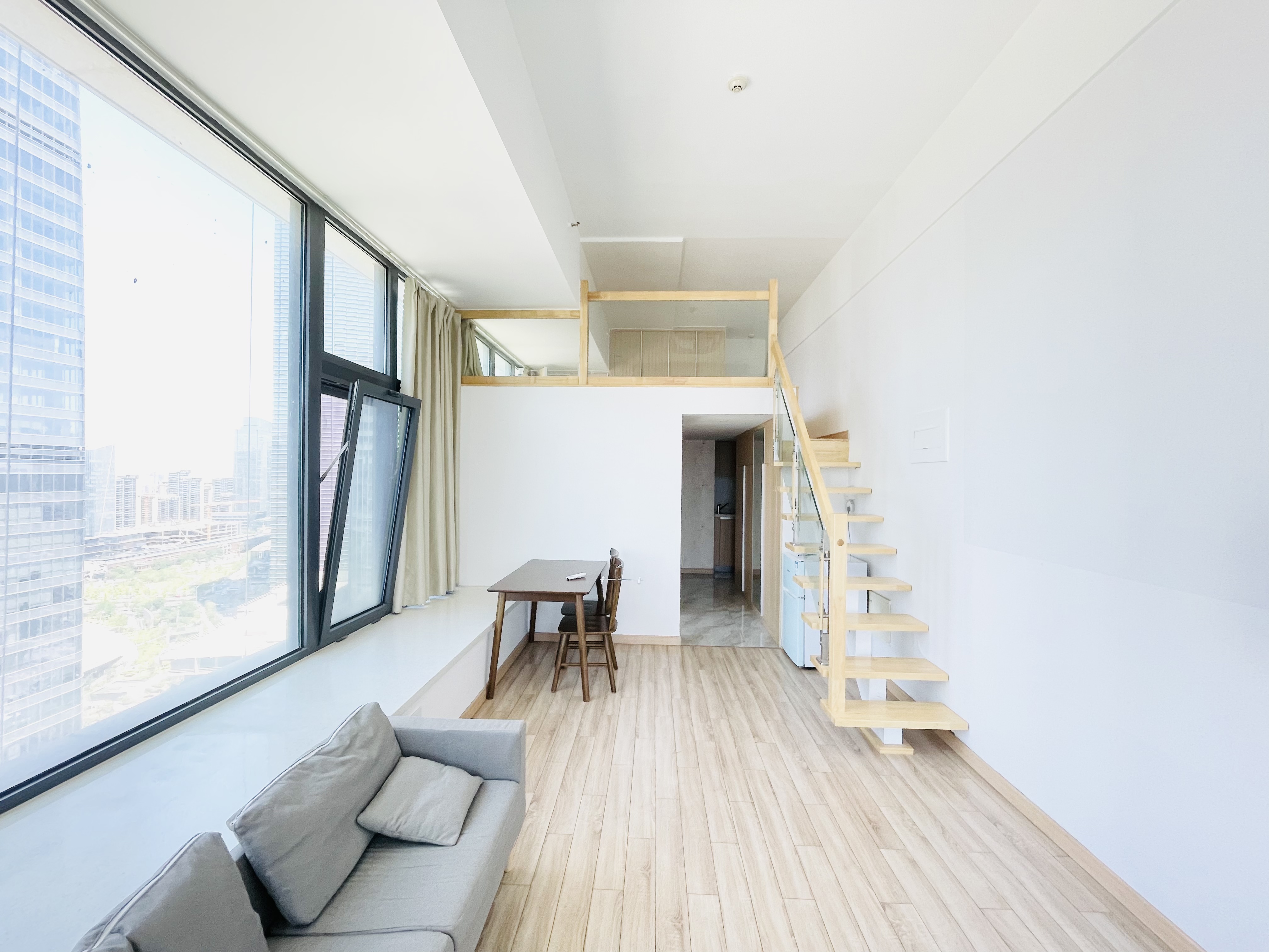 万科大都会万公馆