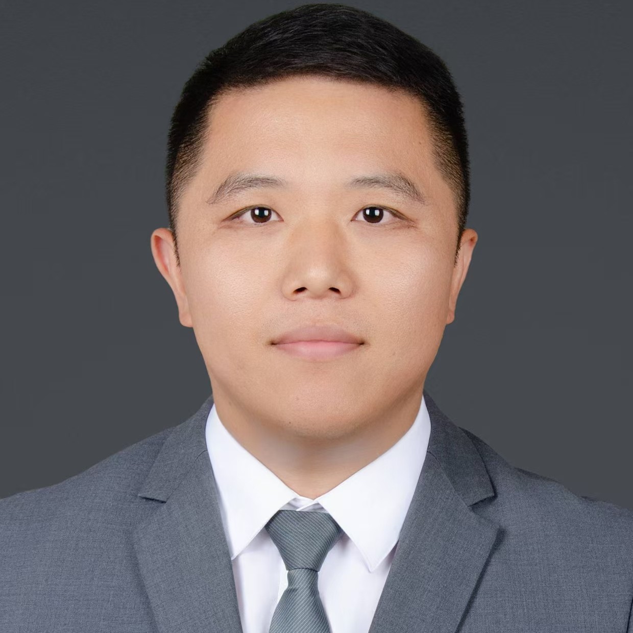 刘亮东