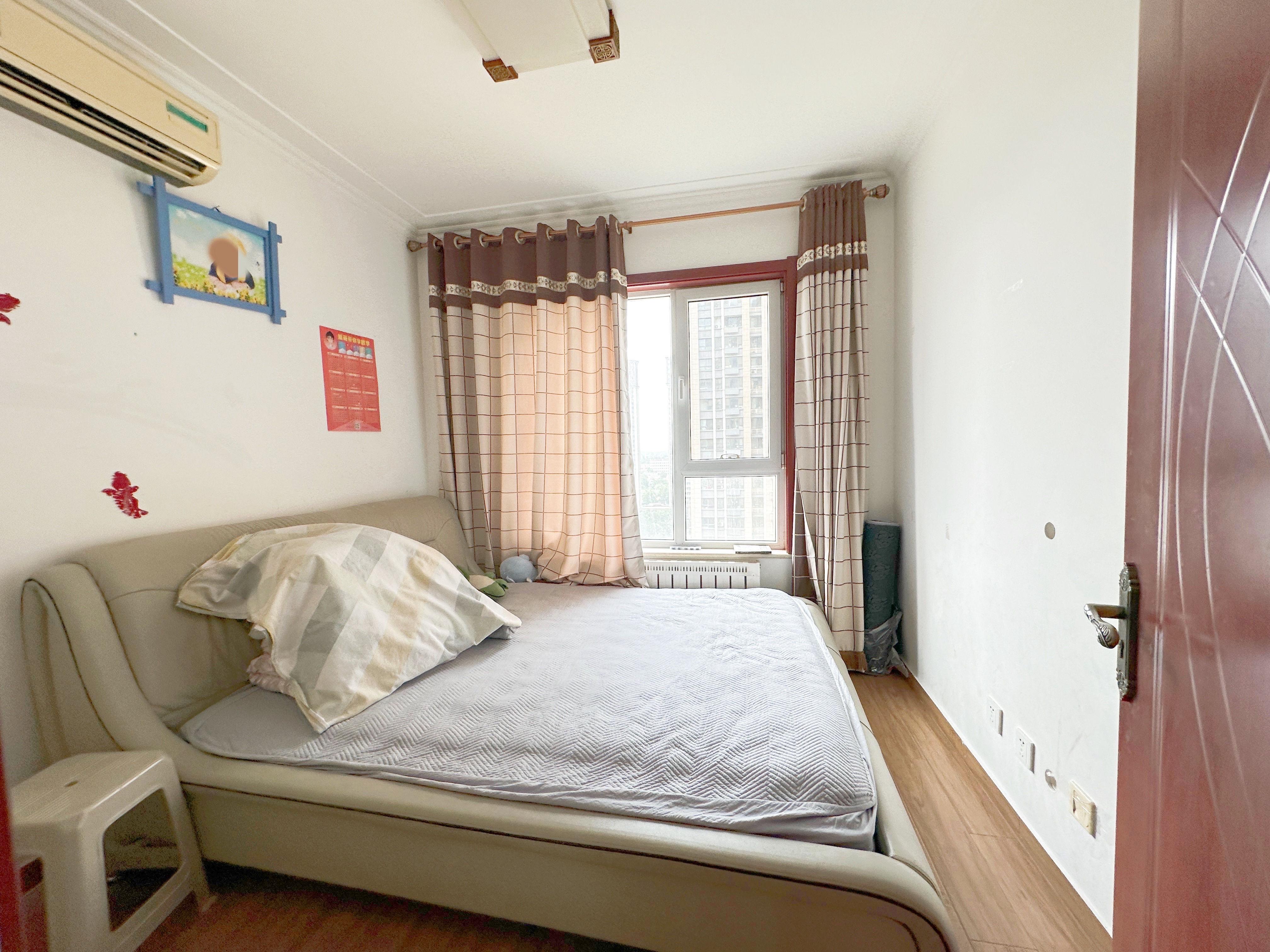 绿地新里梵尔赛公馆