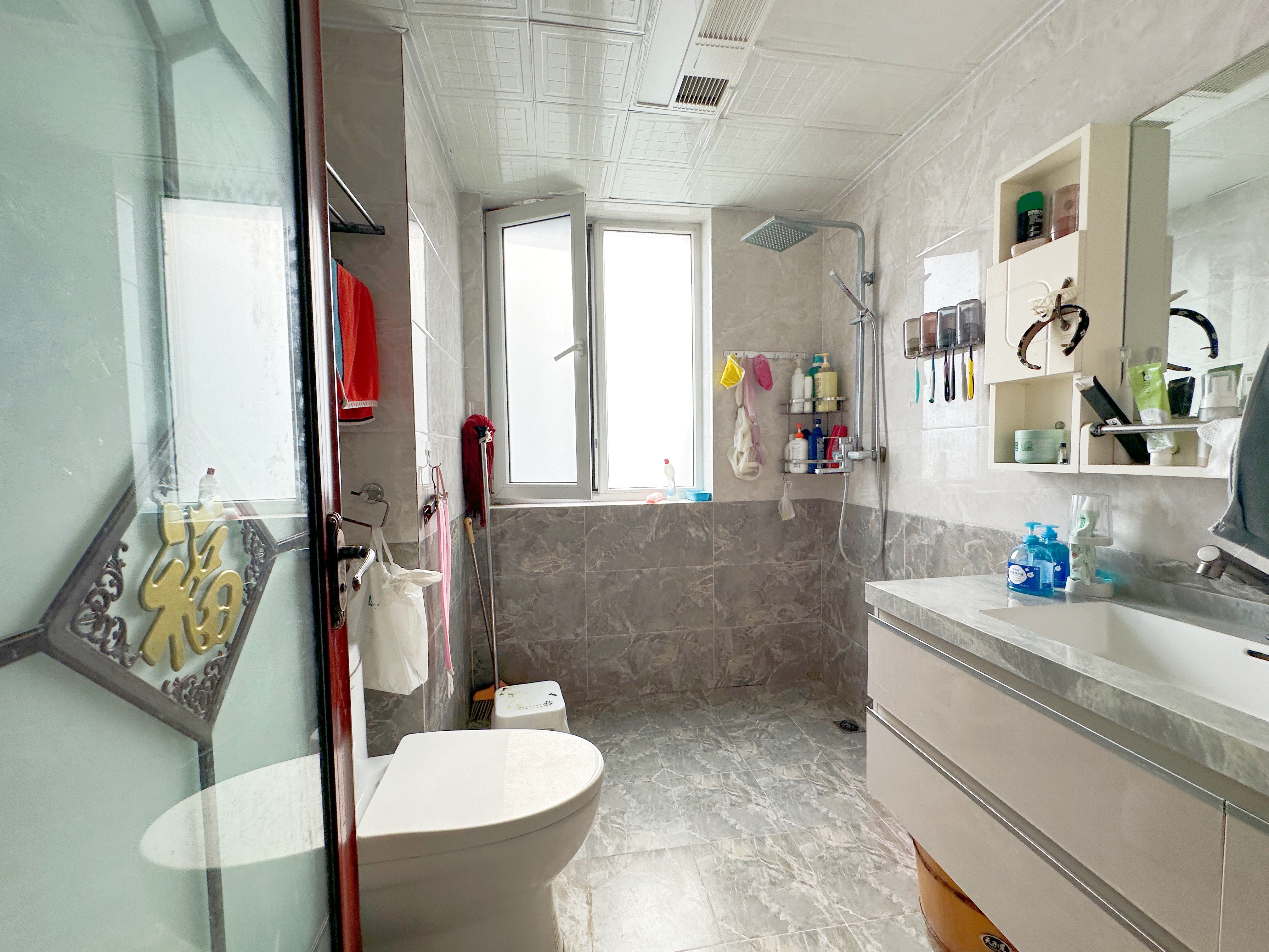 绿地新里梵尔赛公馆