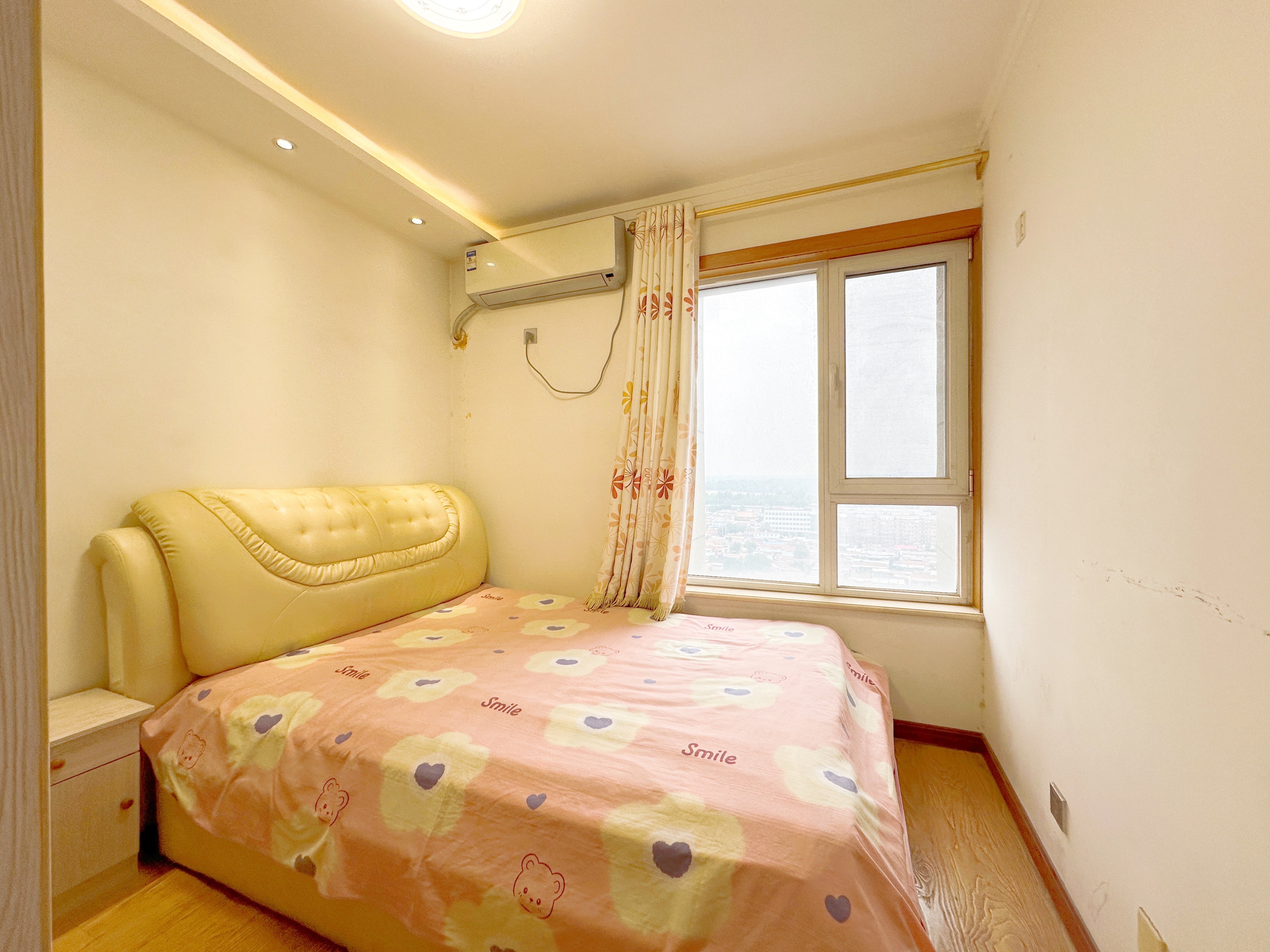 绿地新里梵尔赛公馆