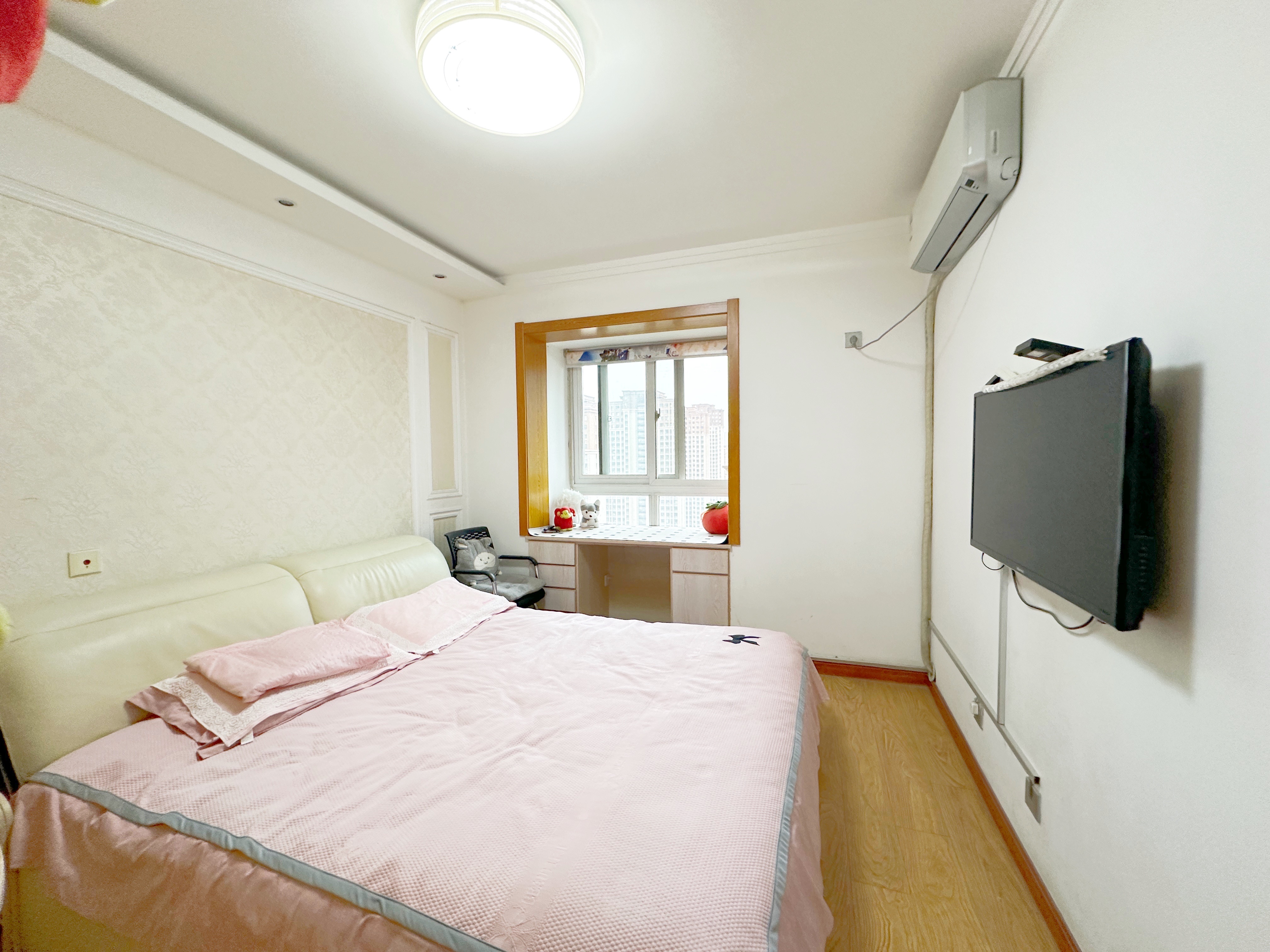 绿地新里梵尔赛公馆