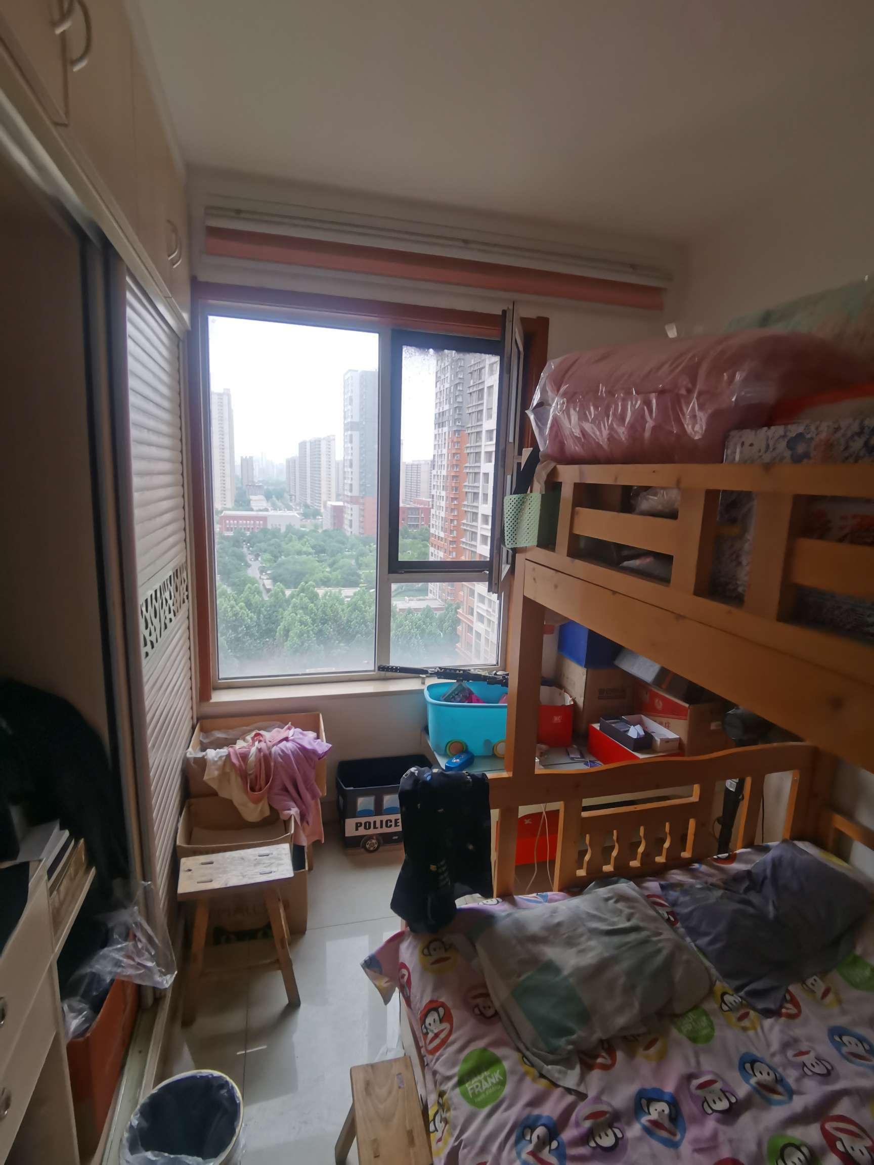 天鸿万象新天理想郡