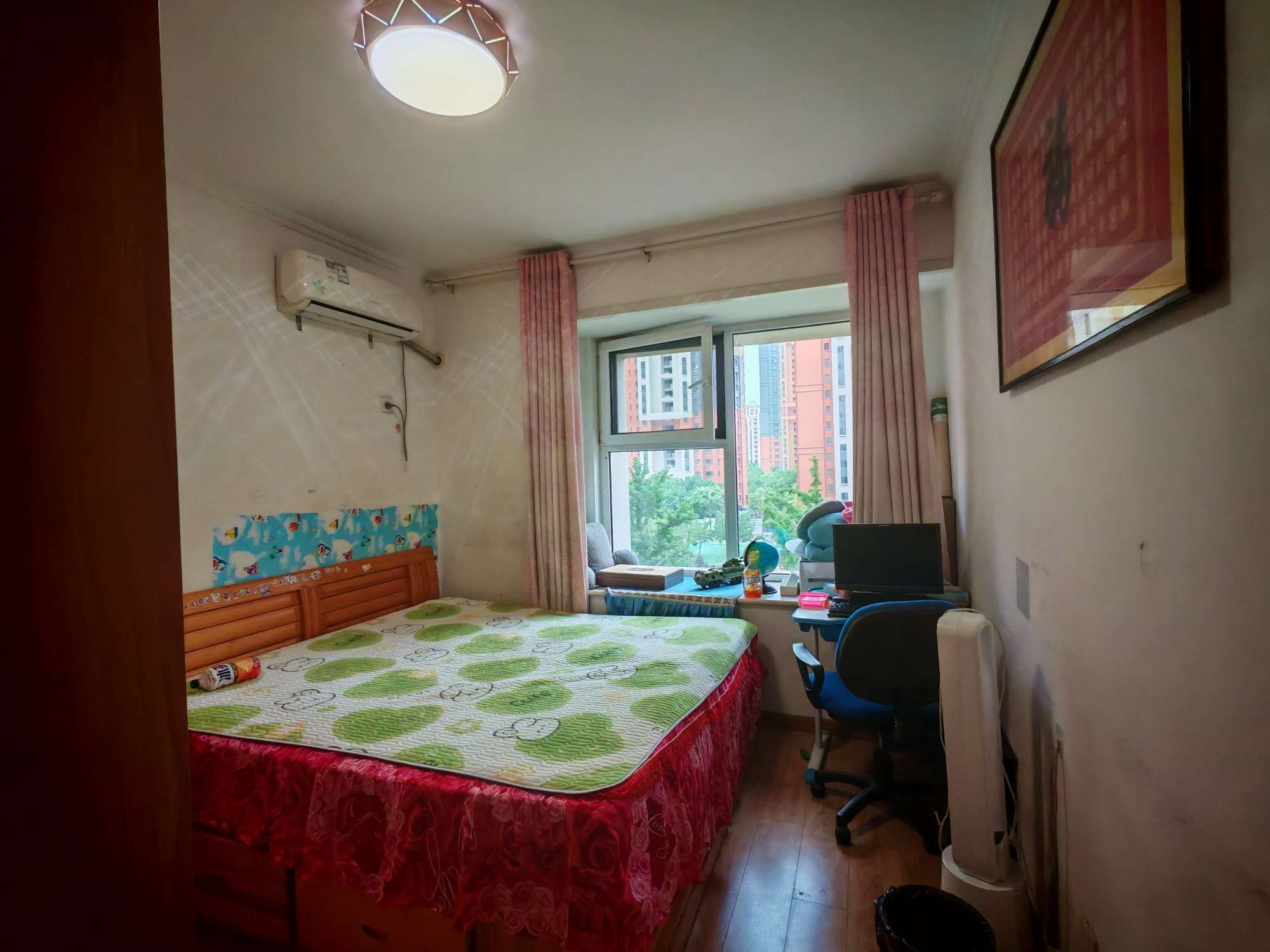 天鸿万象新天哈佛郡