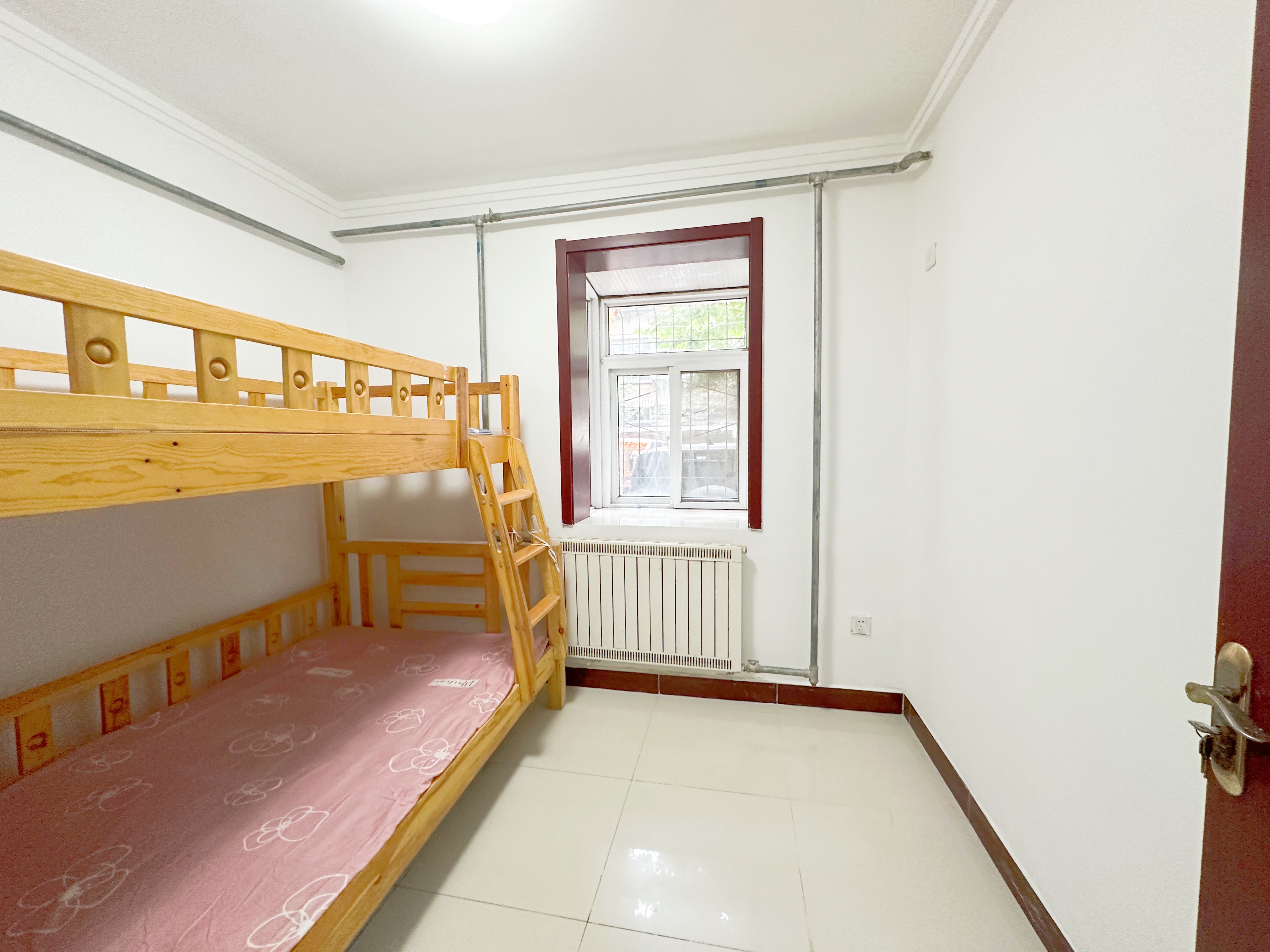 凤凰山路13号院