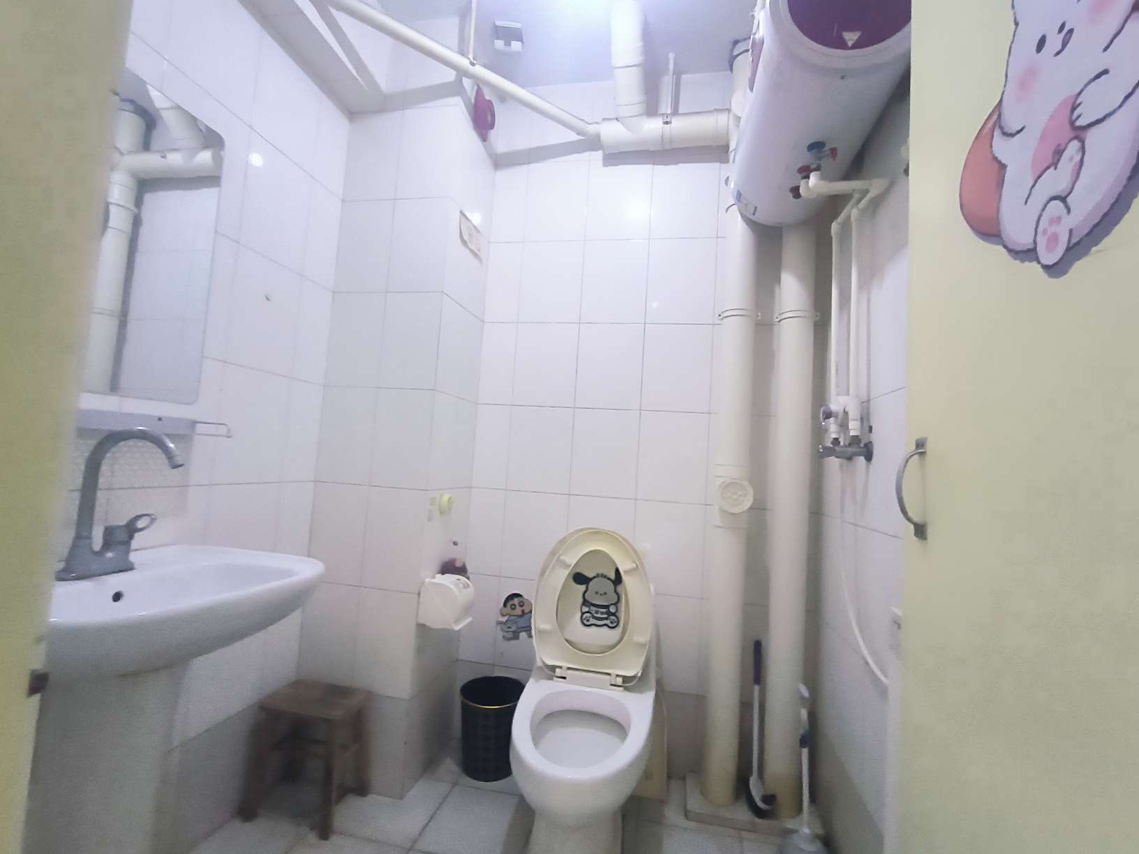 官扎营新区