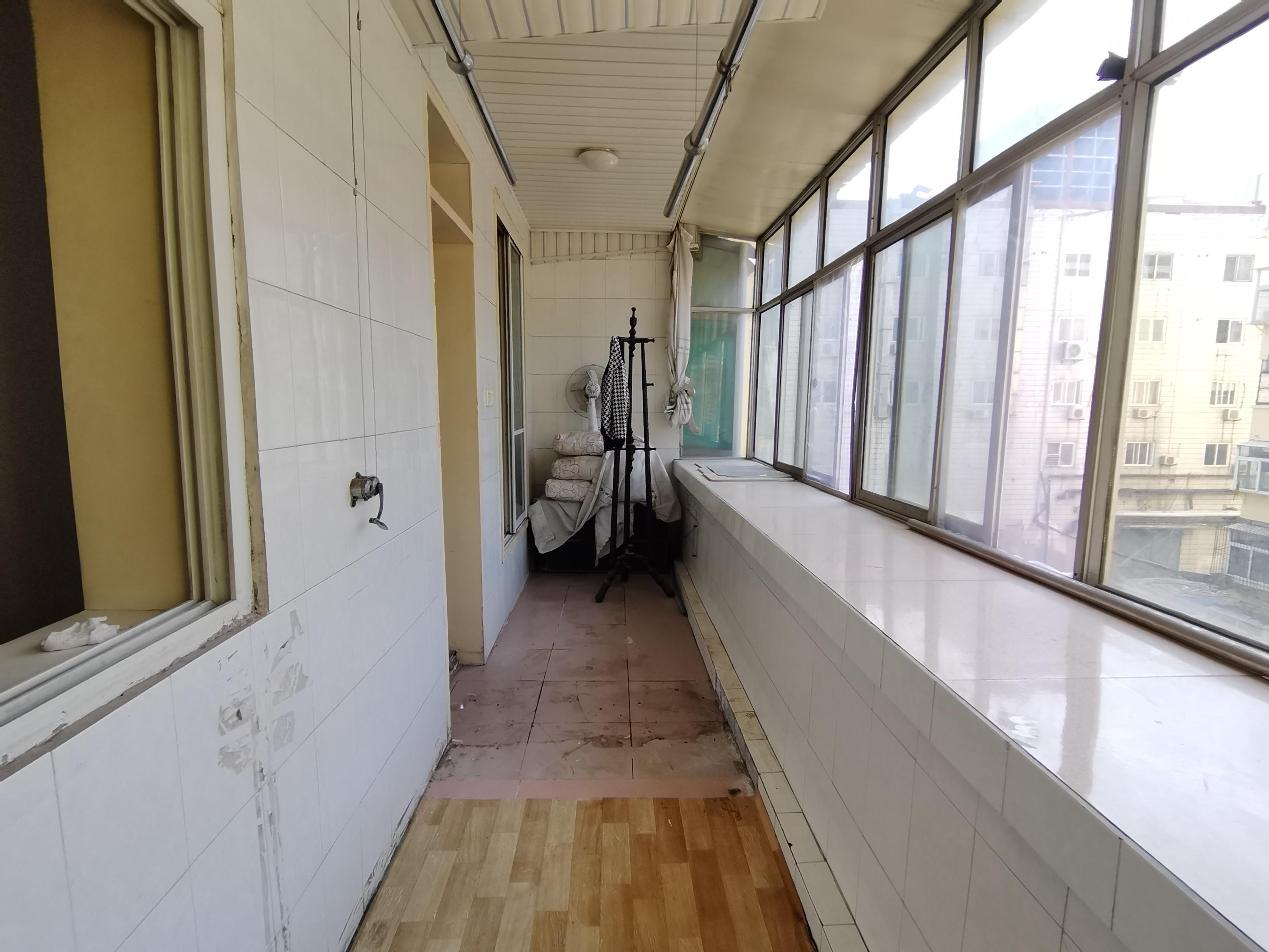 荷香村小区