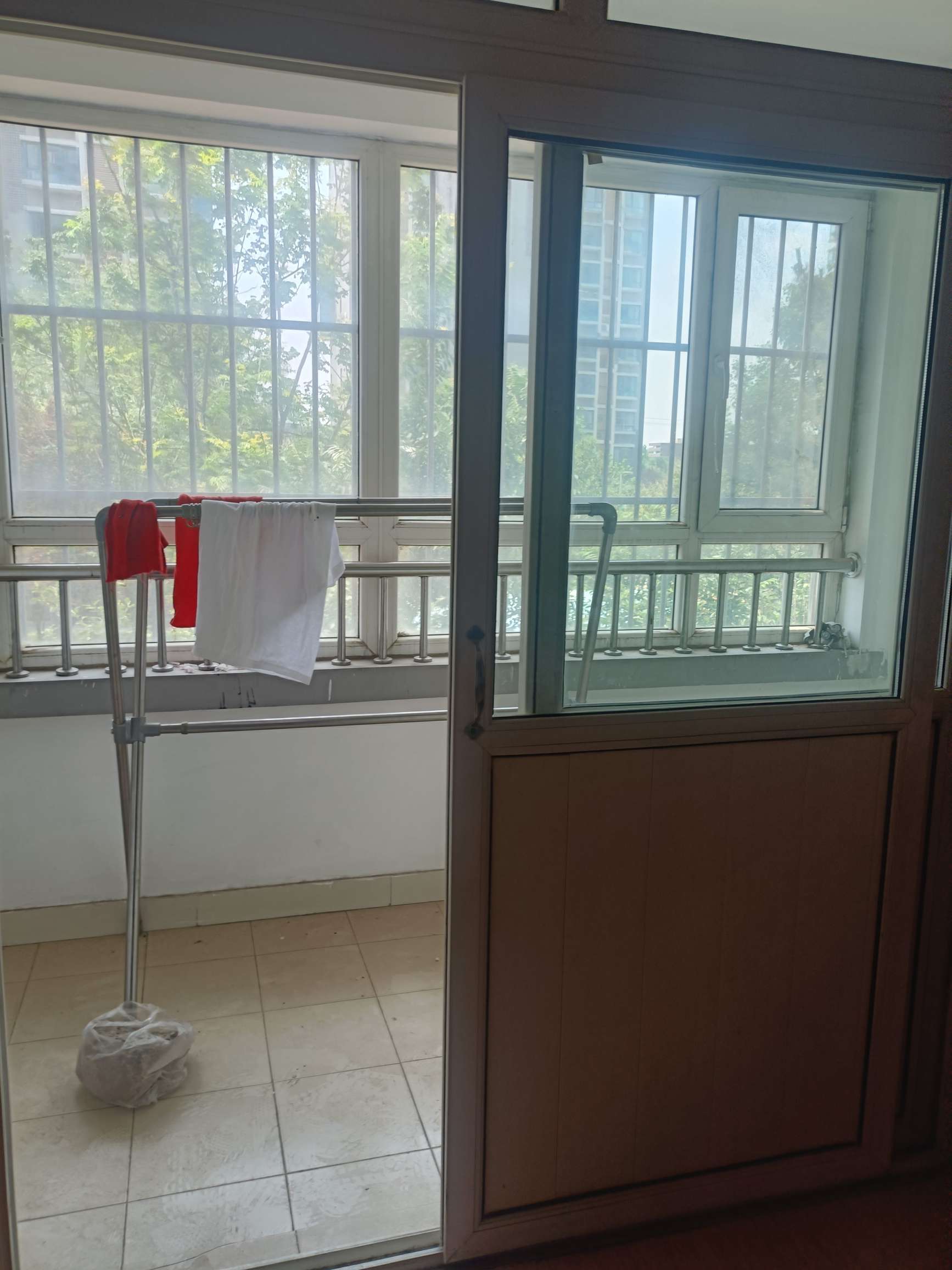港基滨河华庭