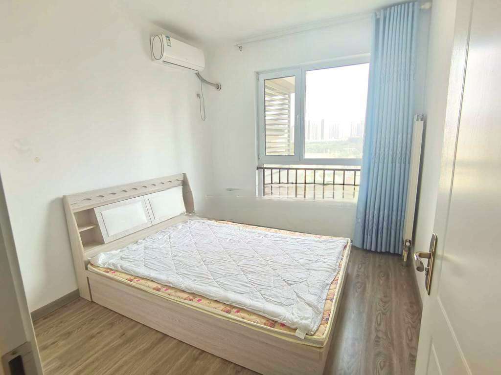 绿地新里香榭丽公馆