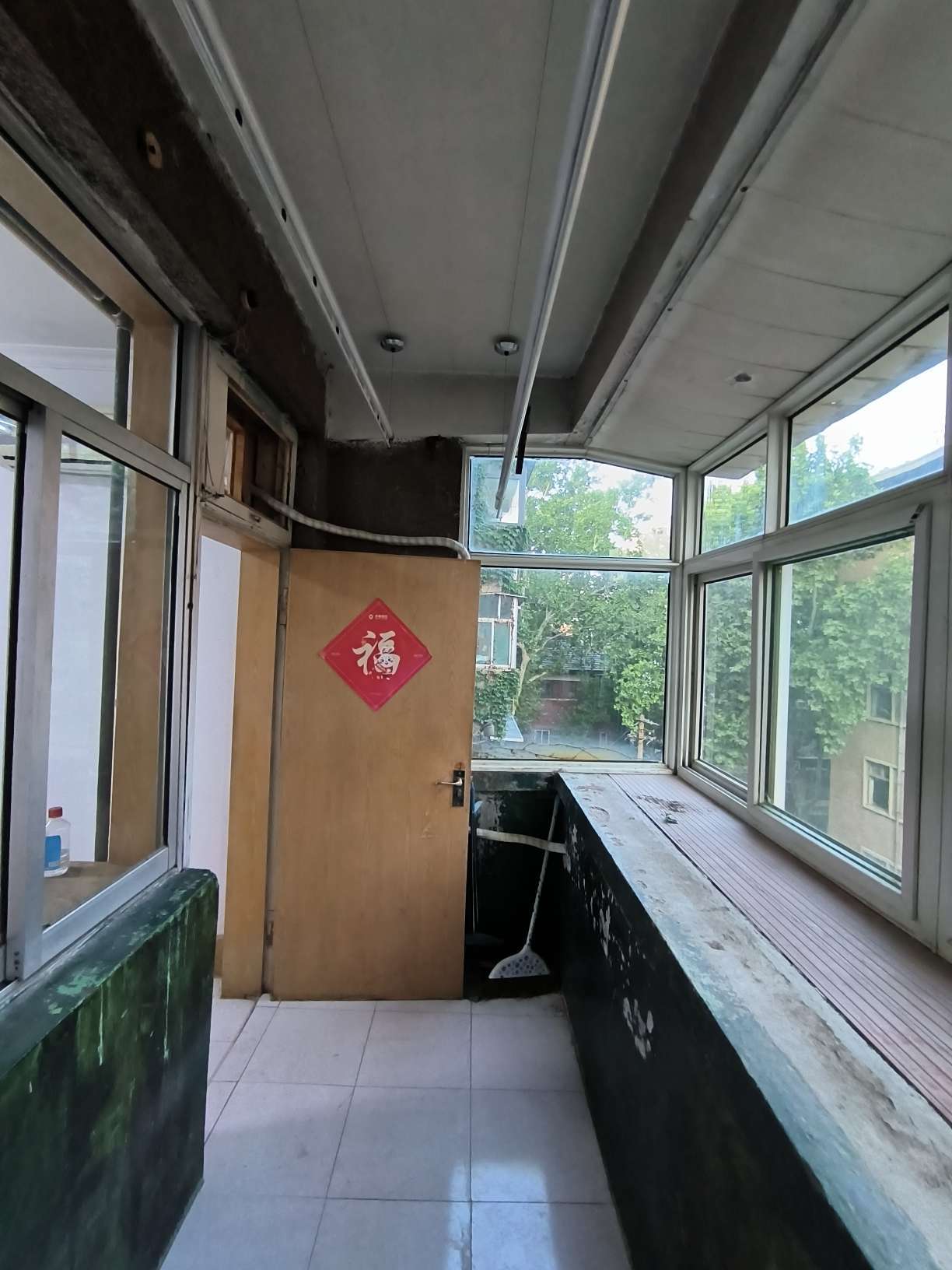 小纬四路