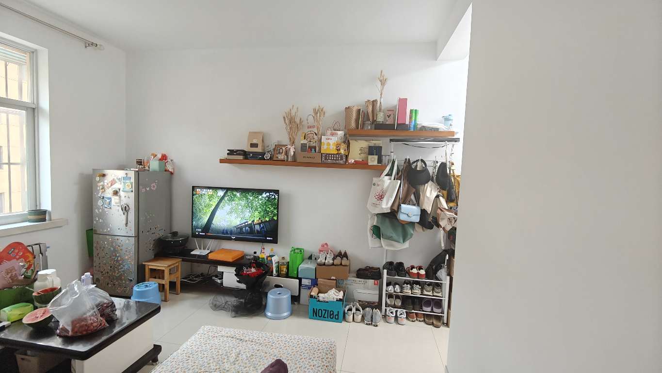整租·新上两室拎包住好楼层 山大路和平路