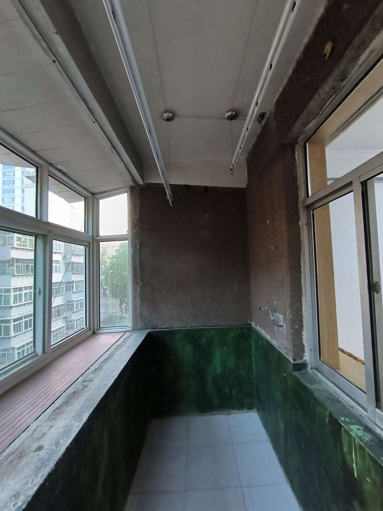 小纬四路