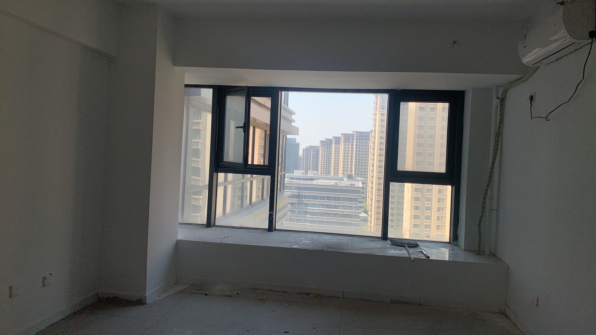 整租·中新锦绣天地(商住楼)  北