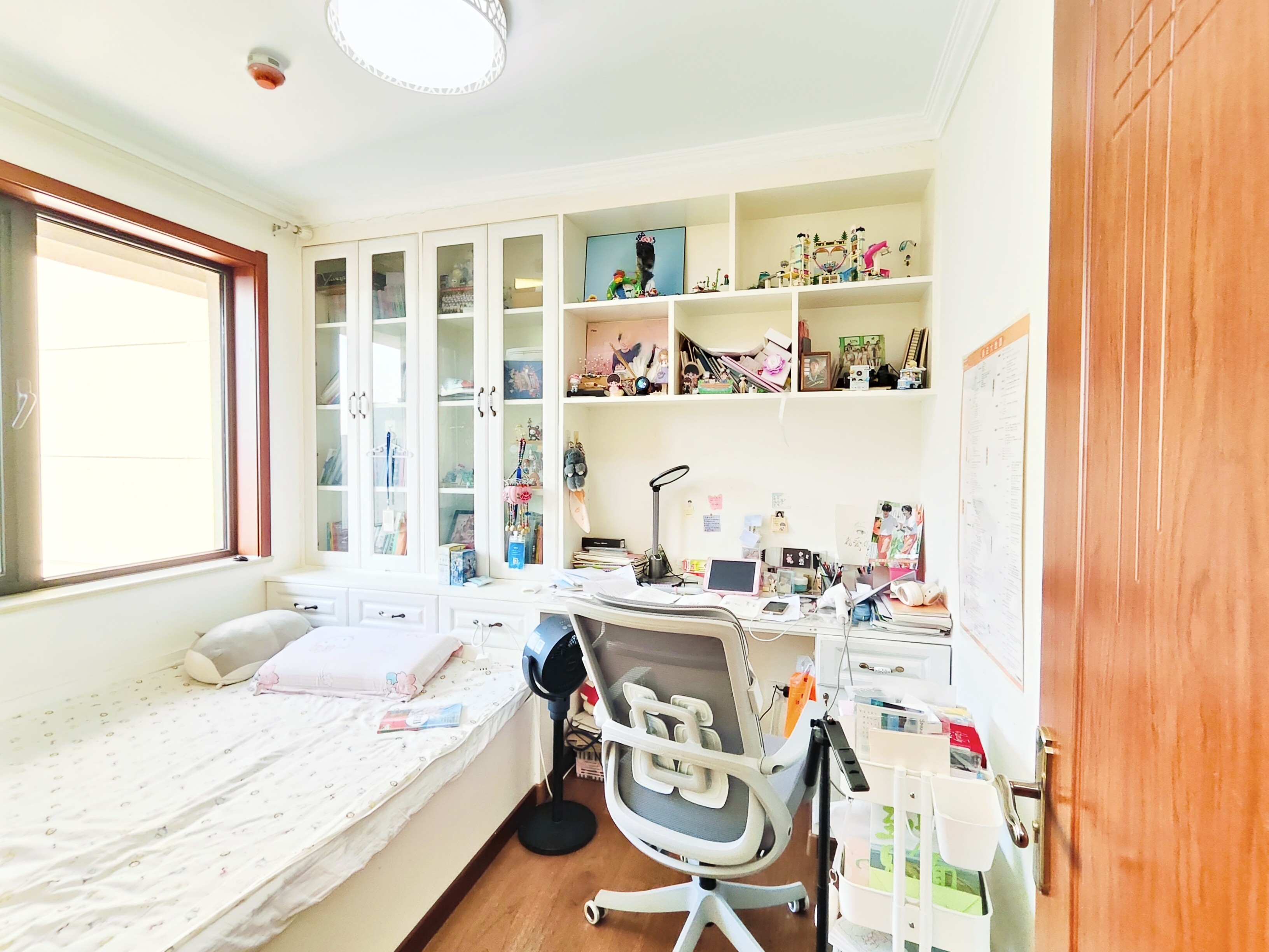 海尔云世界滟澜公馆花园