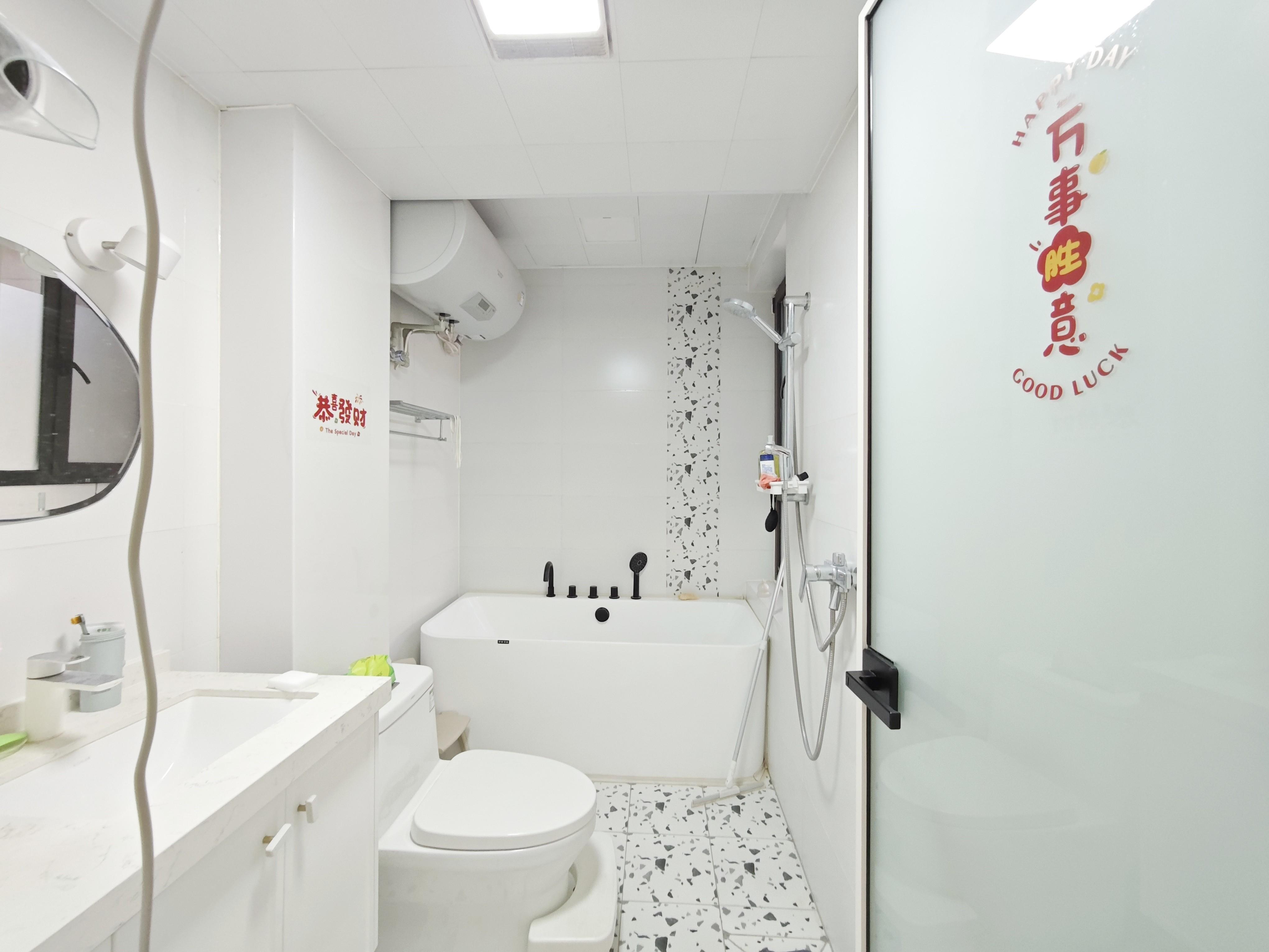 鲁邦奥林逸城东区
