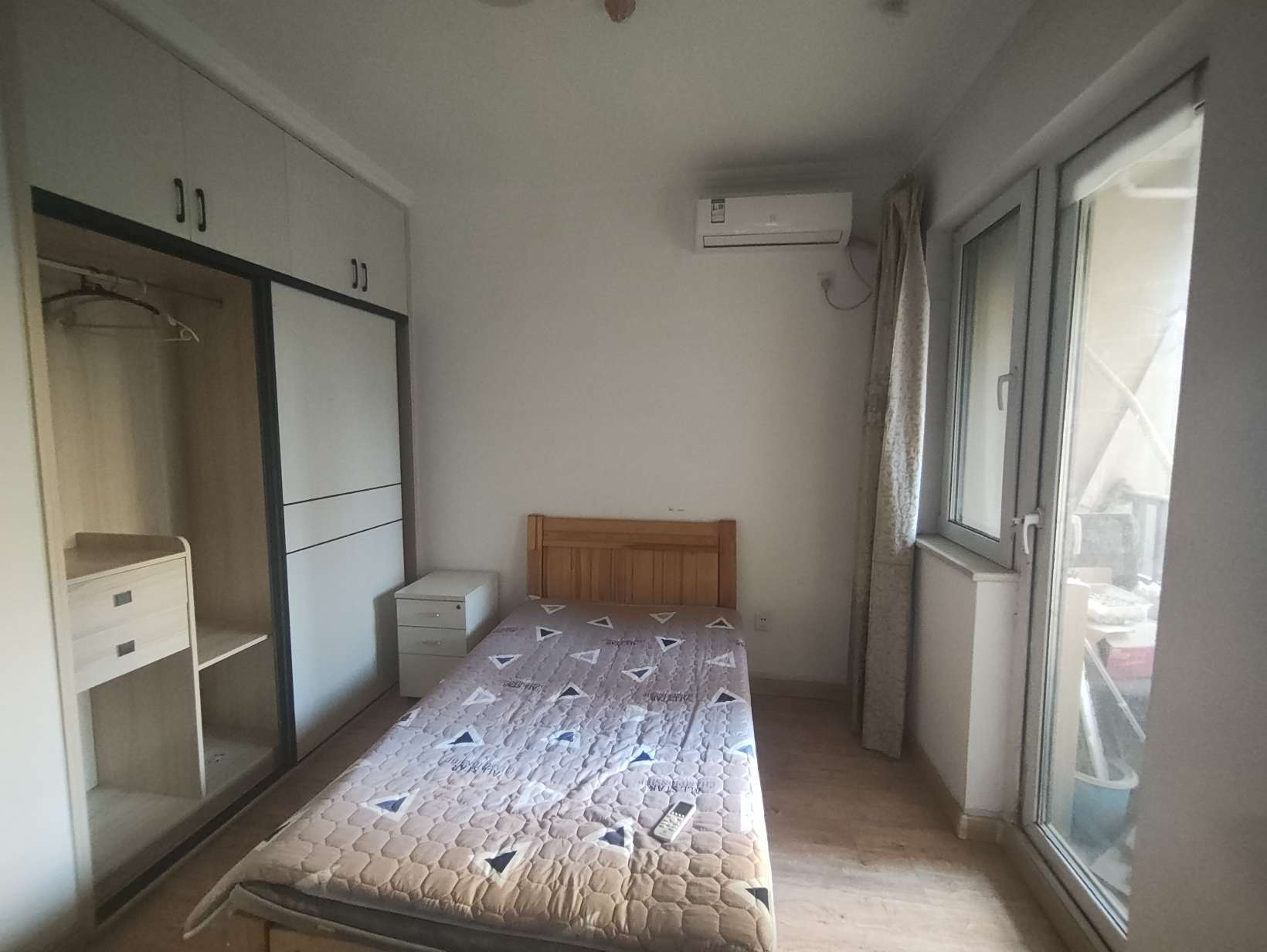 绿地新里香榭丽公馆