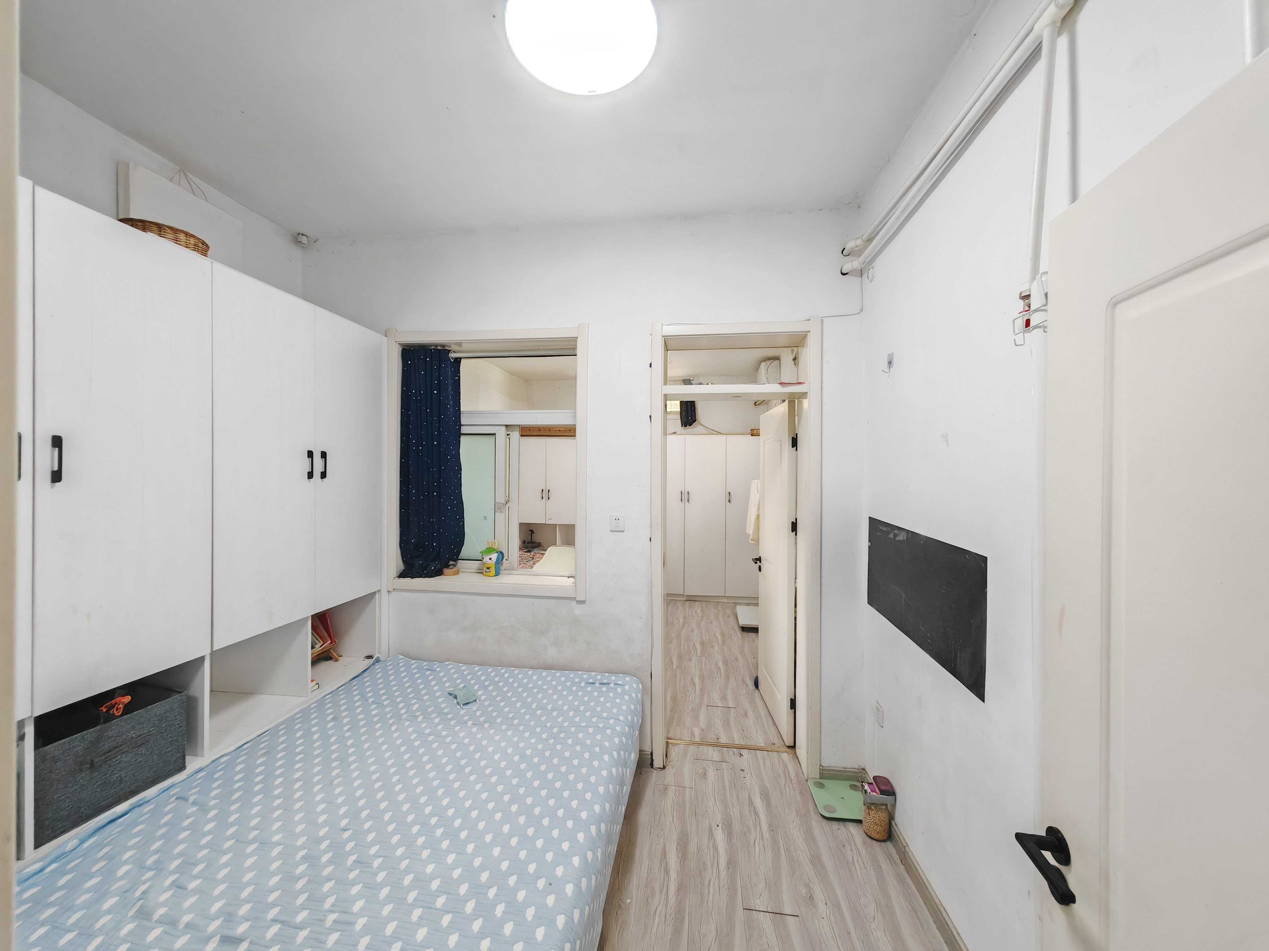  山师东路 商业厅宿舍 一楼 双气 有证 可贷款 送储藏室燕山
