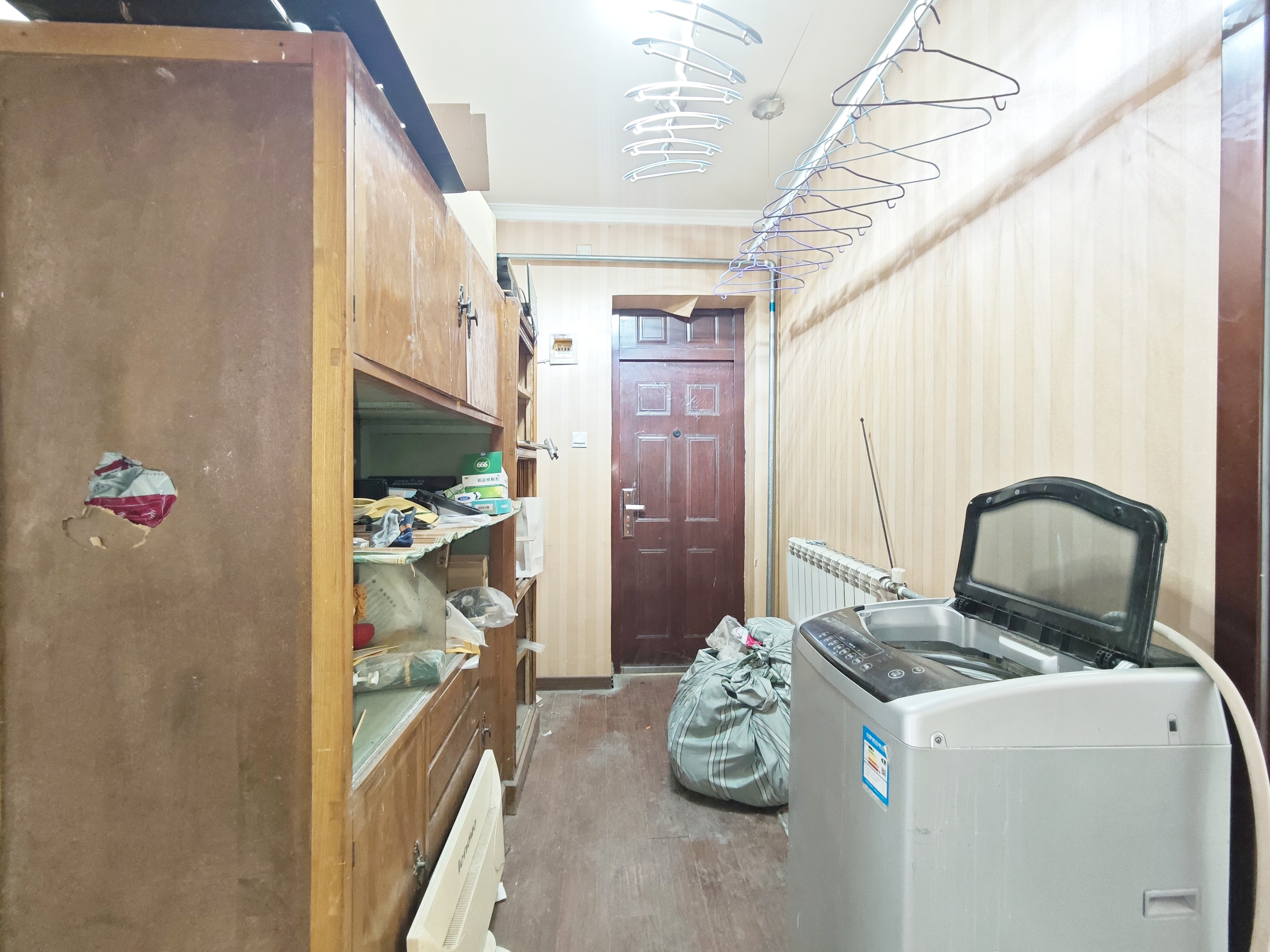  经二路701-723号小区  南