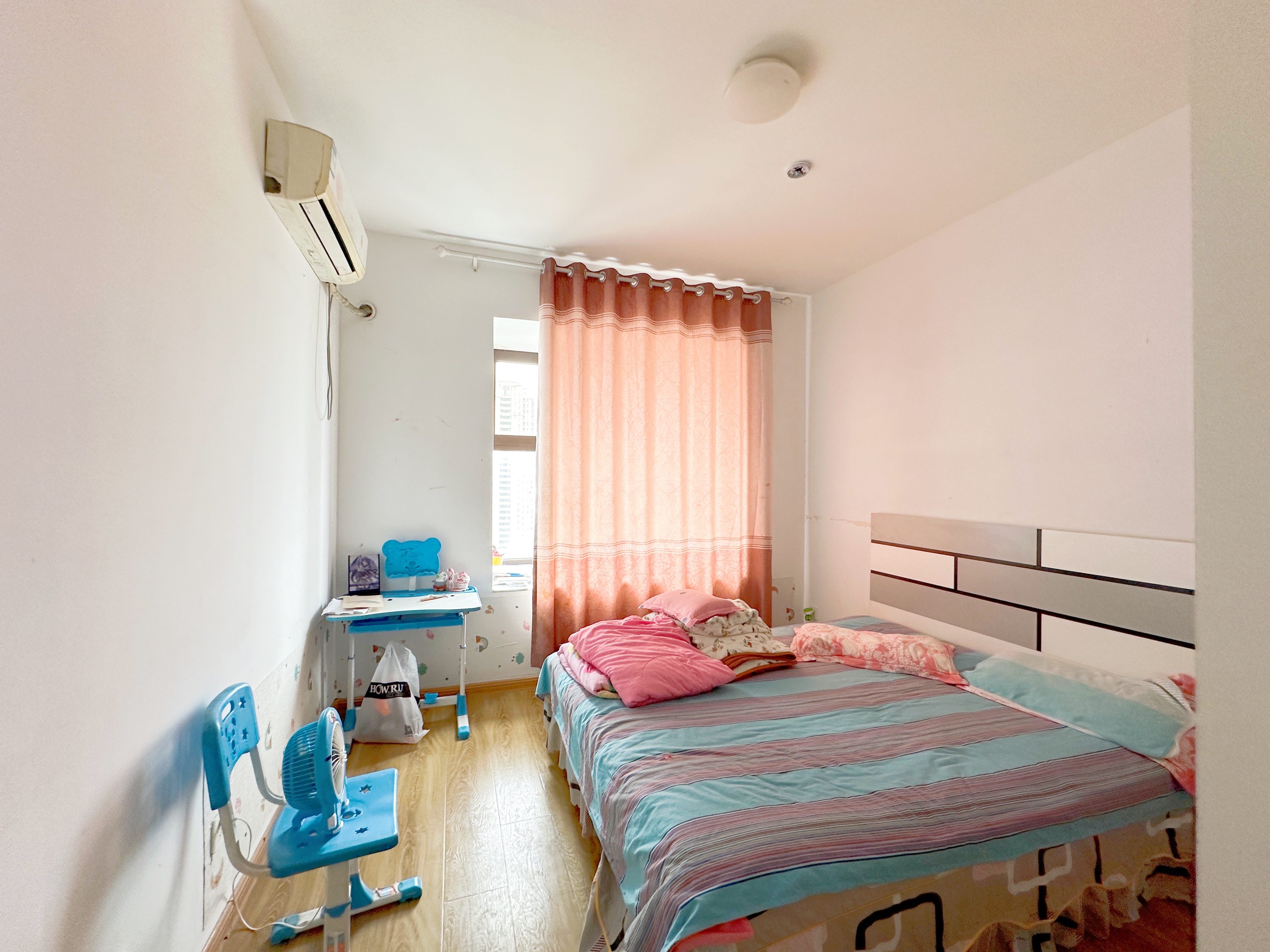 海尔云世界滟澜公馆花园