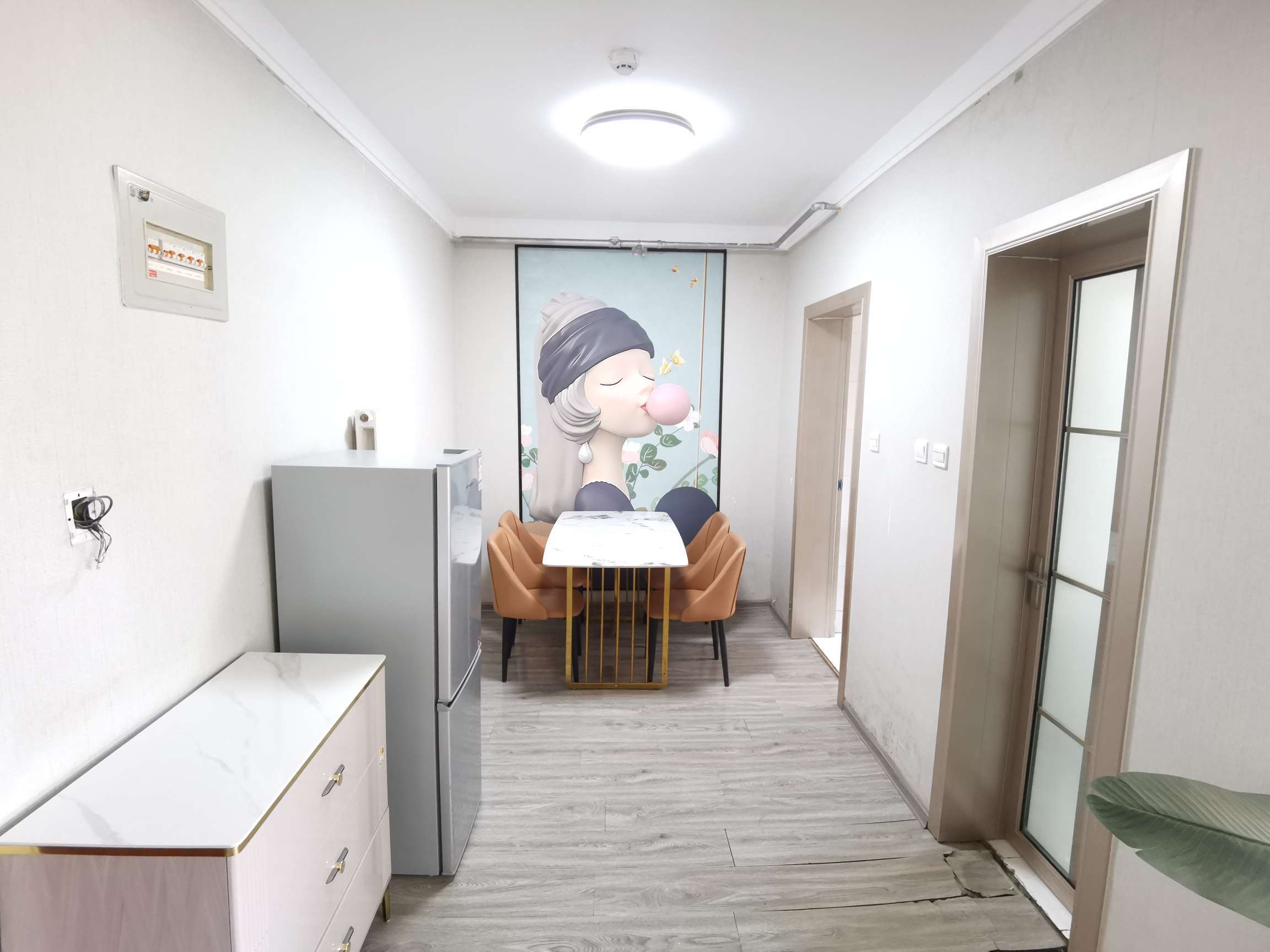 丁豪蓝调国际