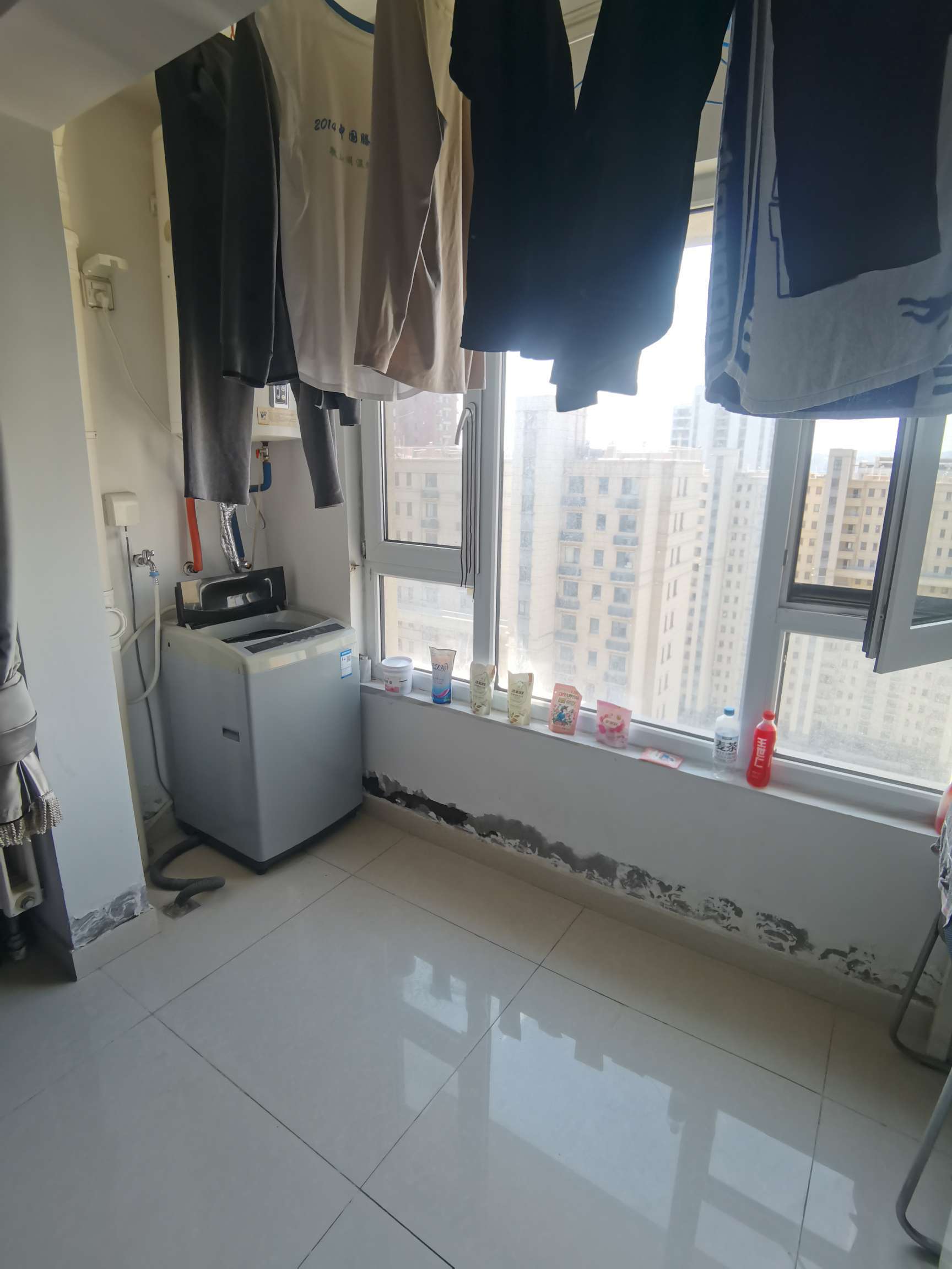 天鸿万象新天万卷府