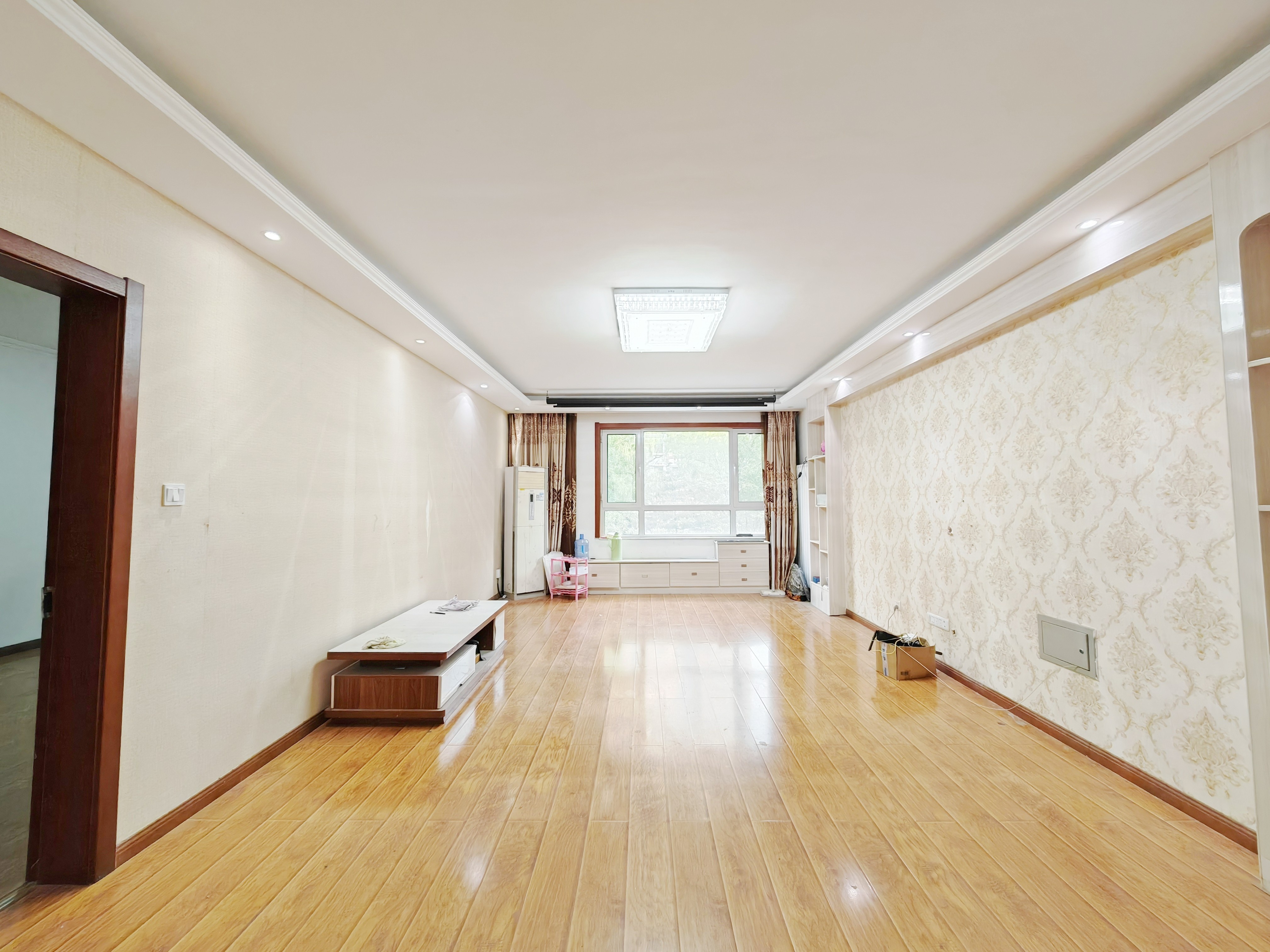  大学路 鲁商常春藤  南北