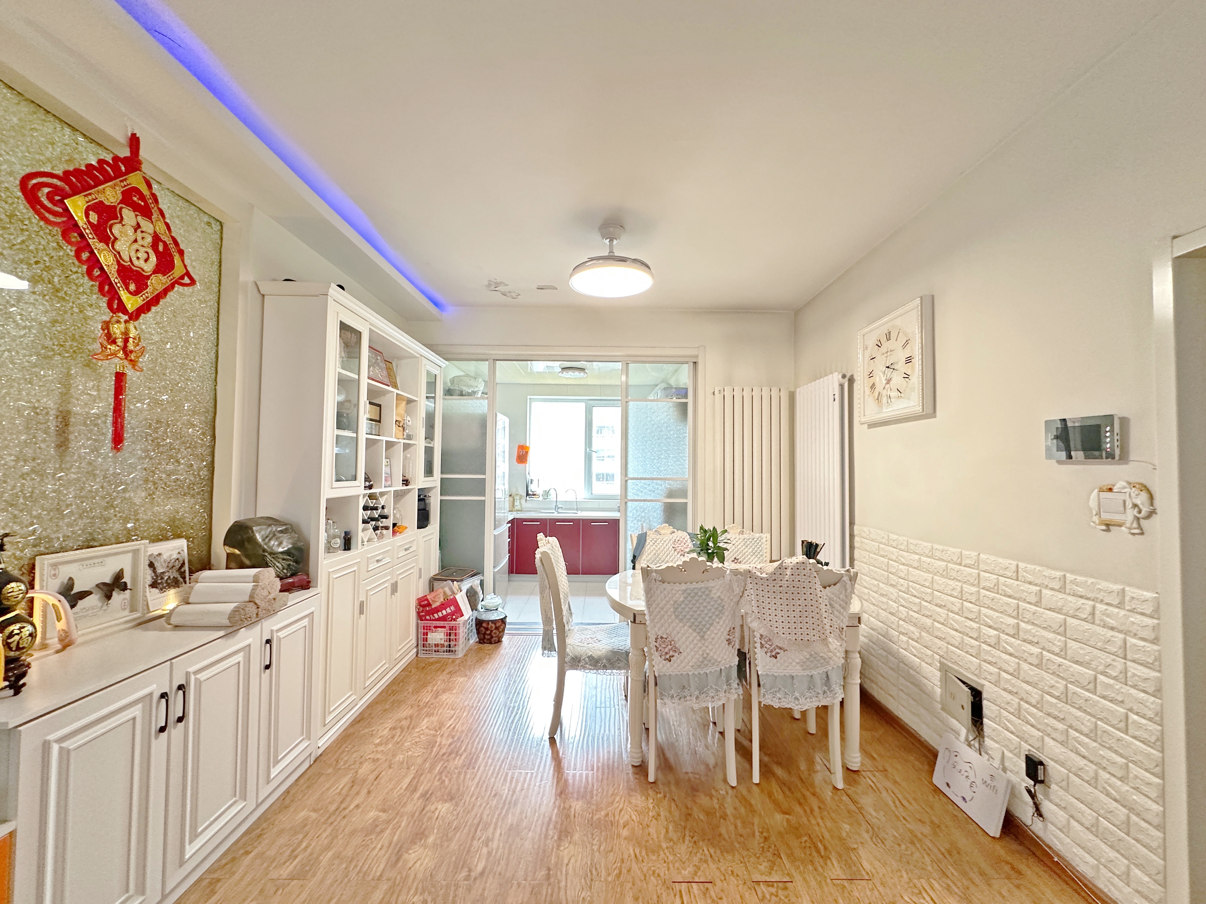 卧龙花园龙泰苑