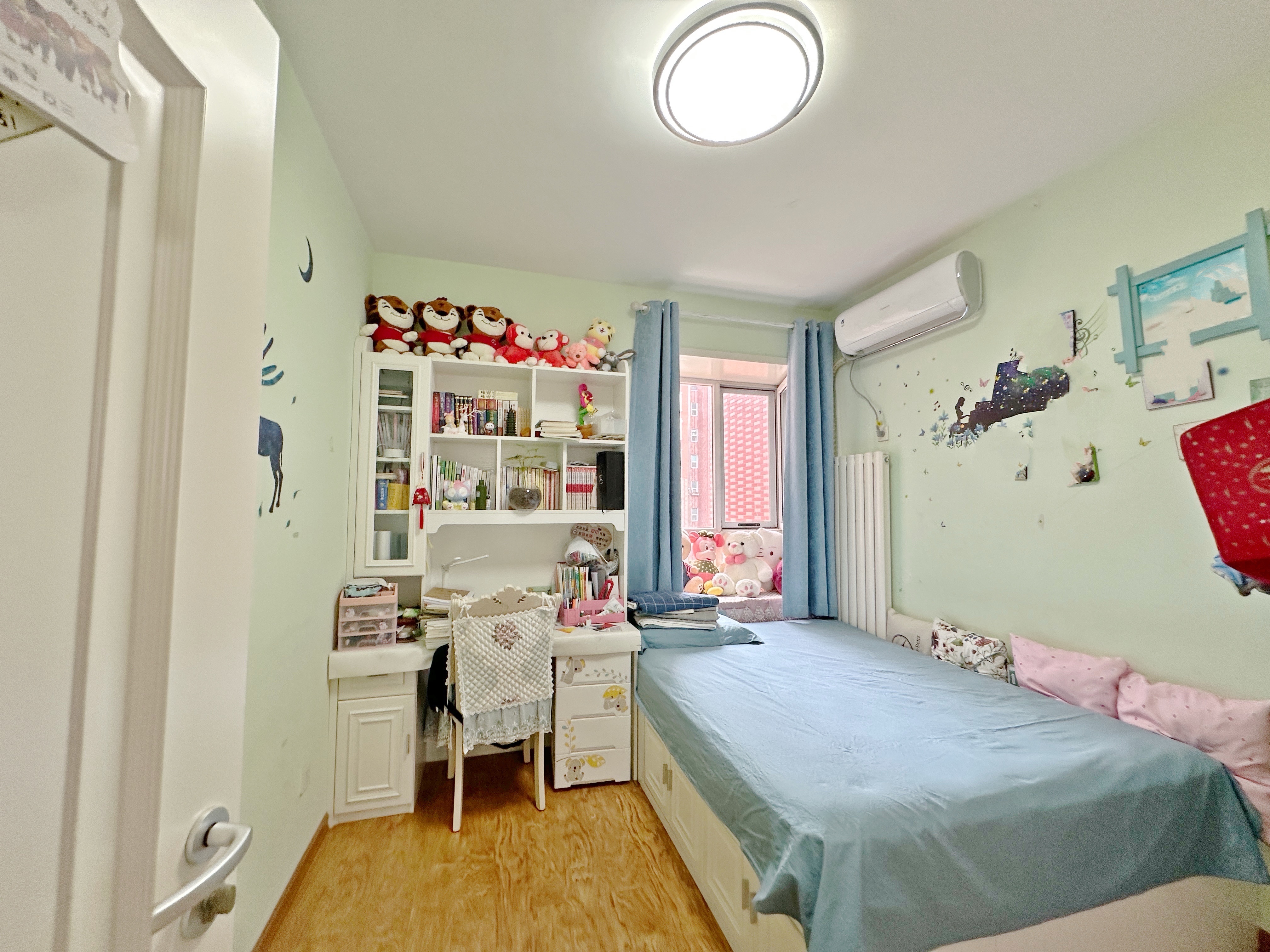 卧龙花园龙泰苑