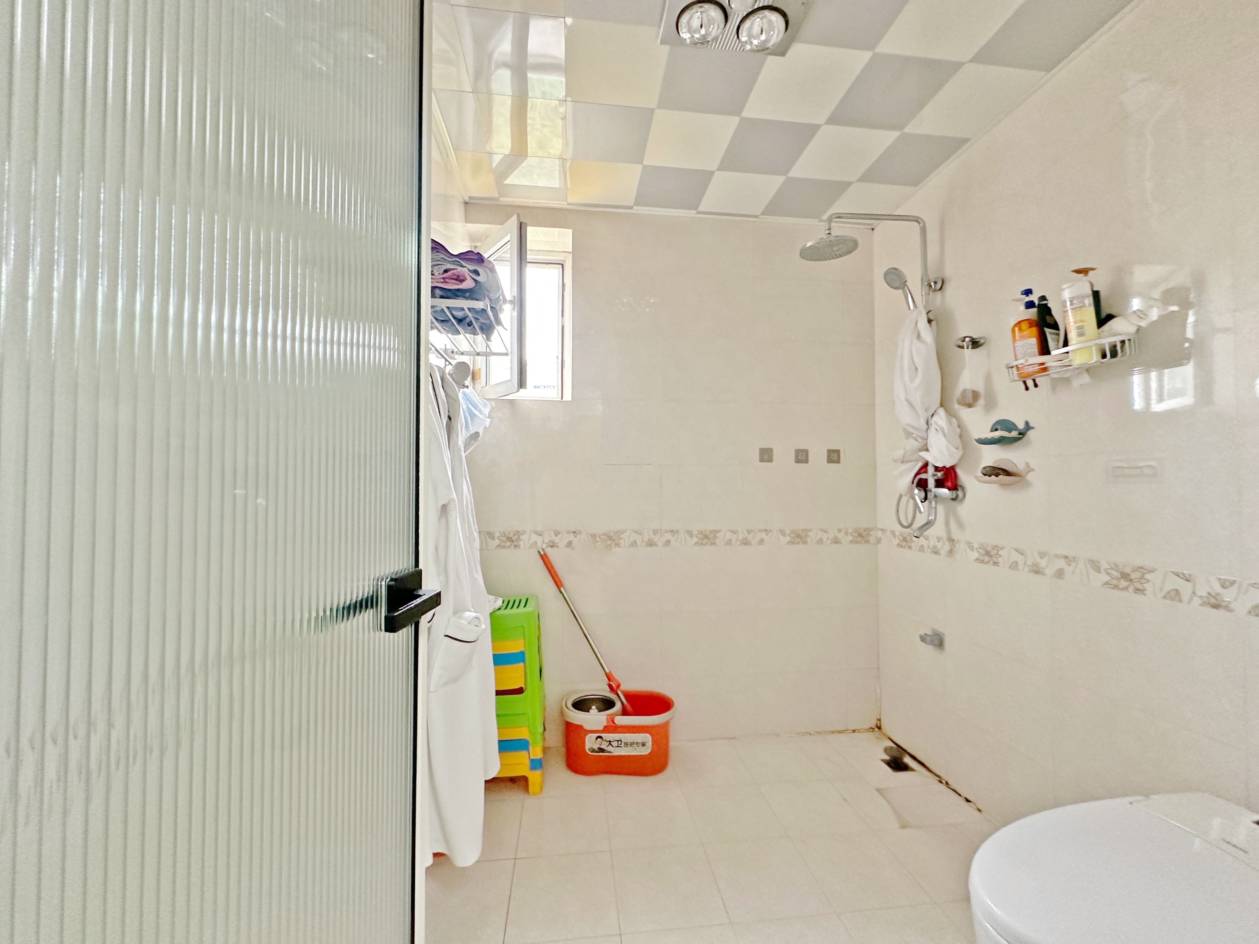 卧龙花园龙泰苑