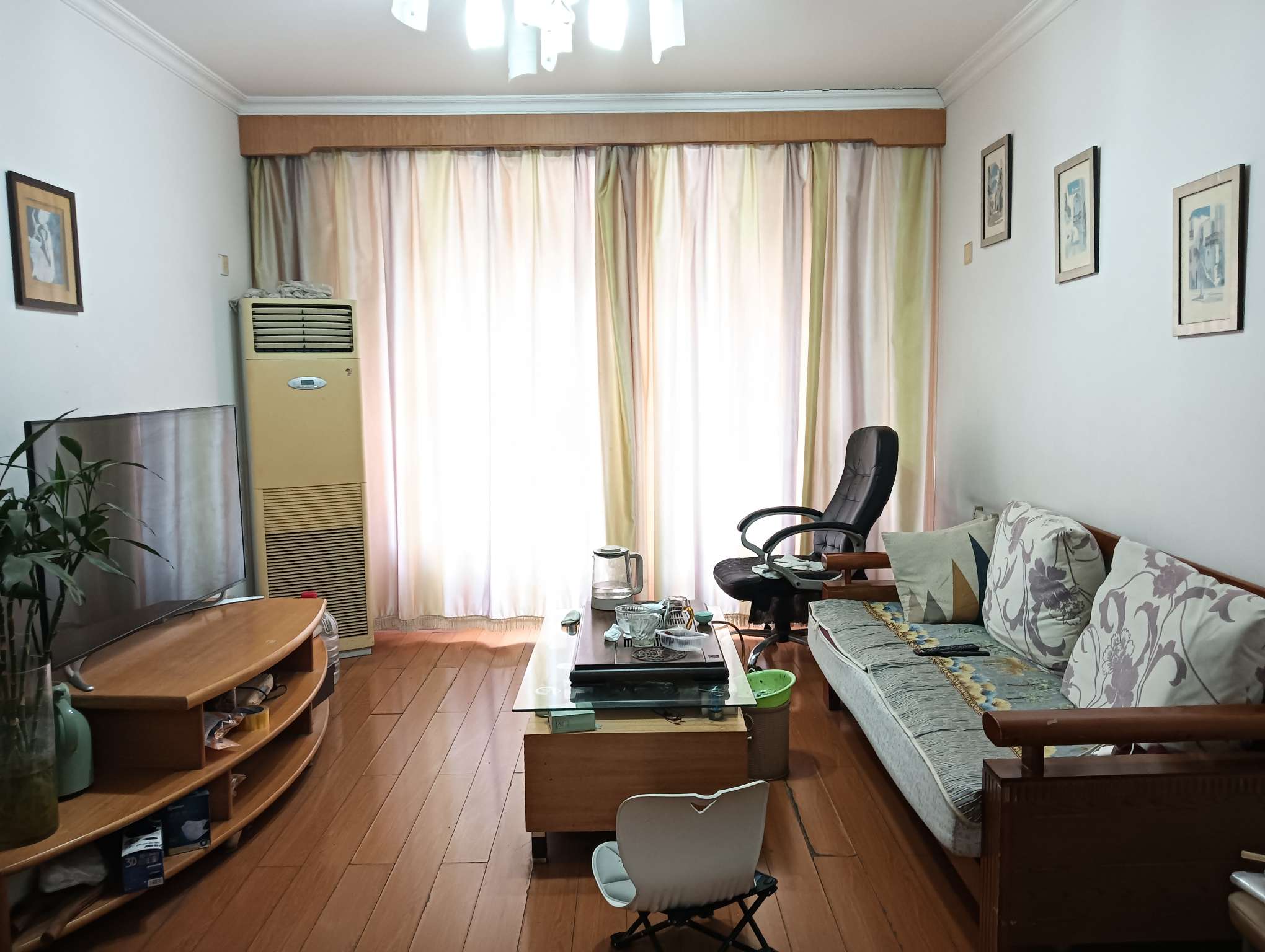 整租·精装两室，家具家电齐全，拎包入住，外海西子城市花园