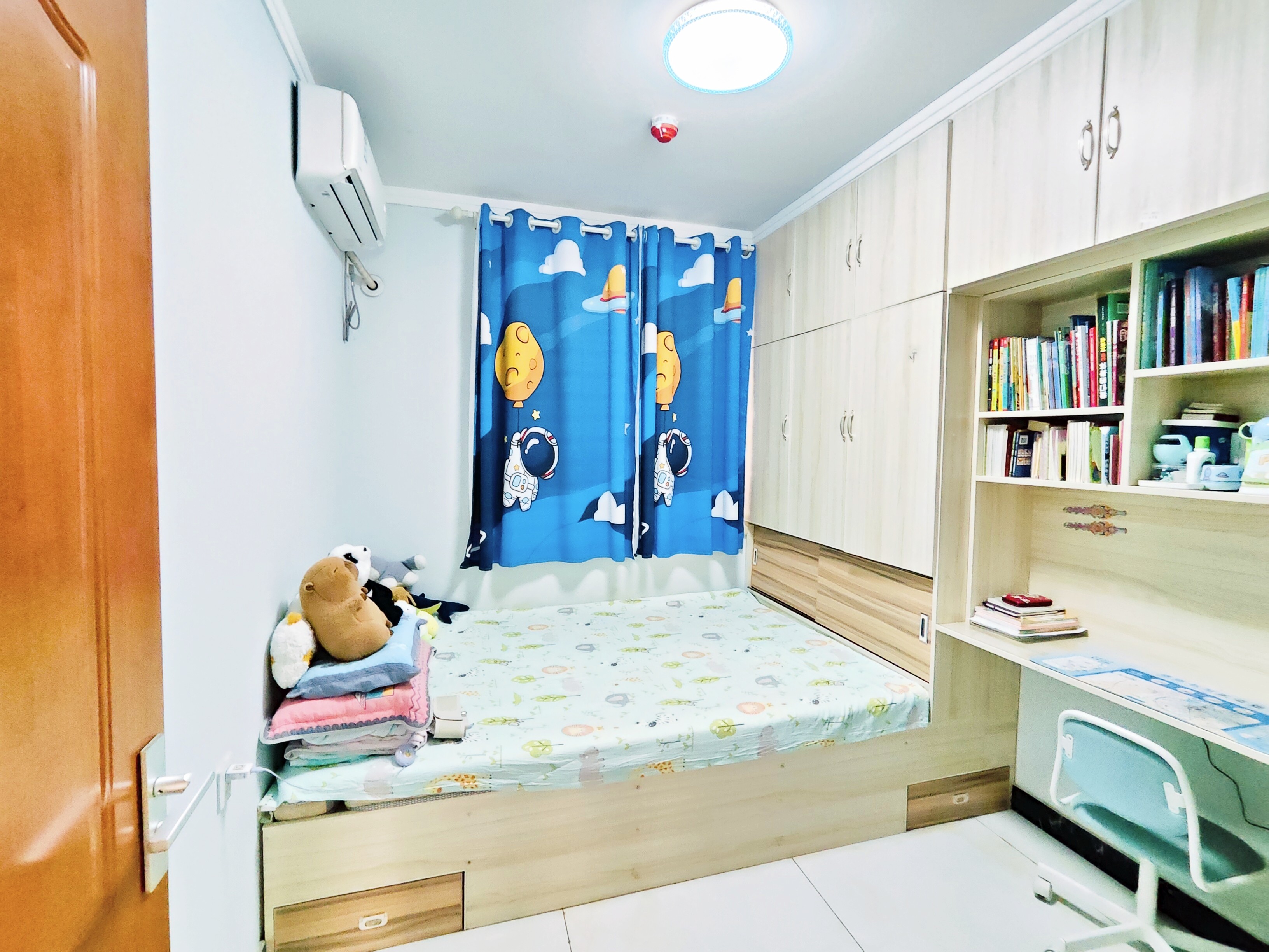 海尔云世界滟澜公馆花园