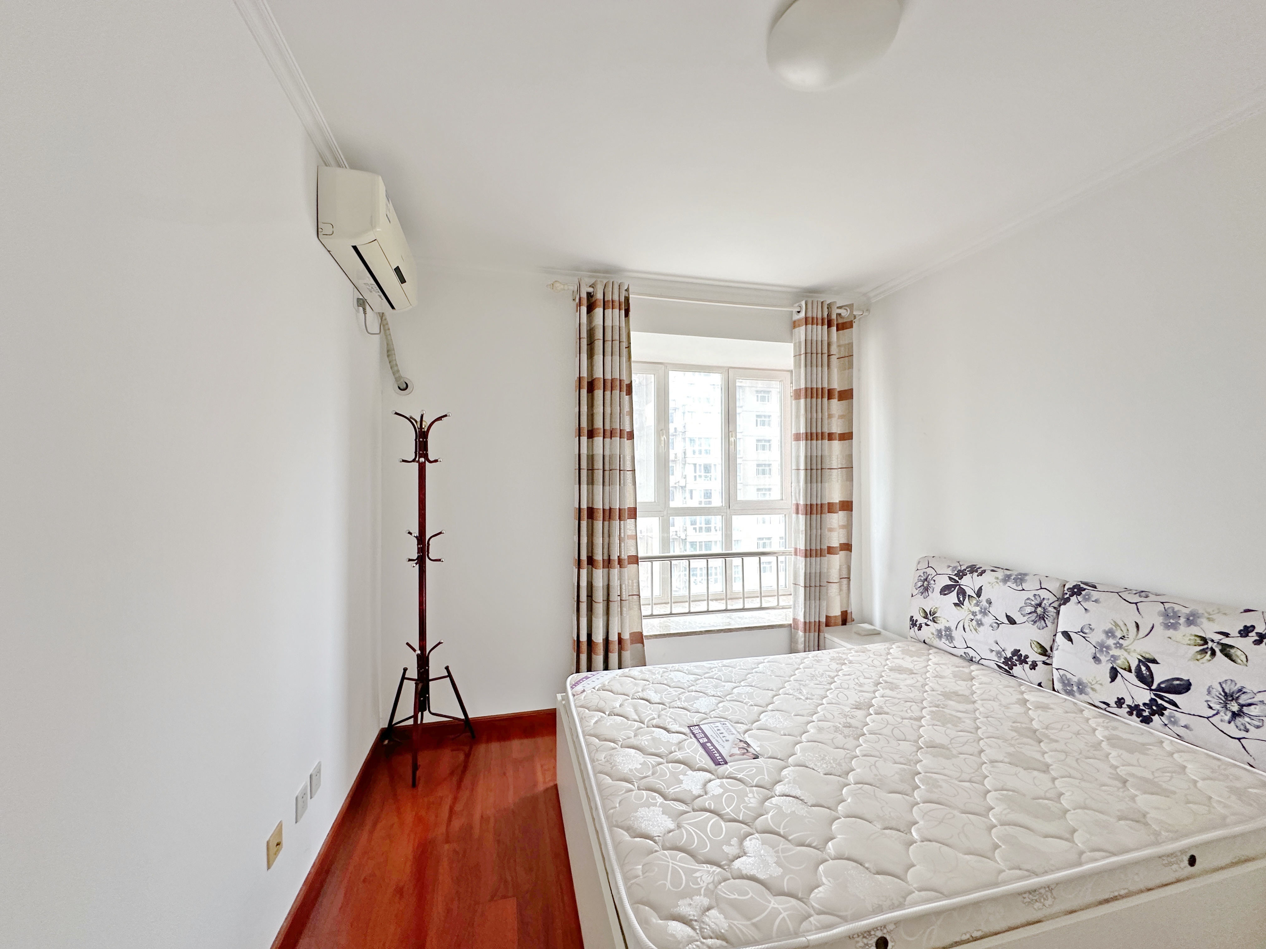 新世界阳光花园