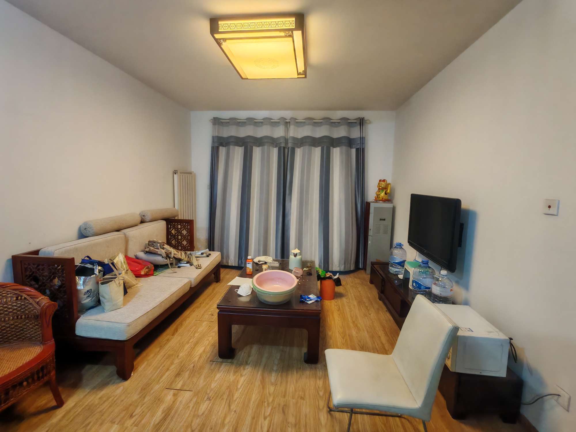 
							绿地新里香榭丽公馆