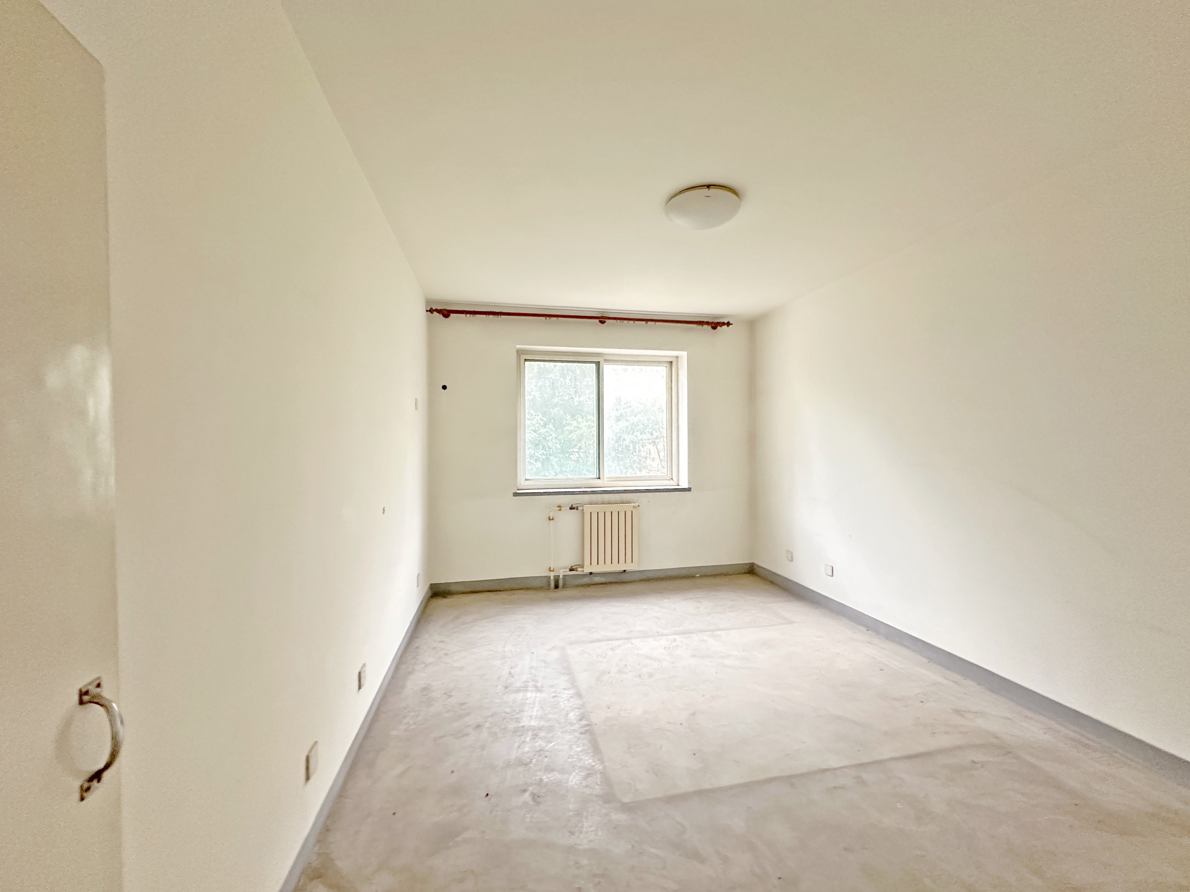 卧龙花园龙和苑