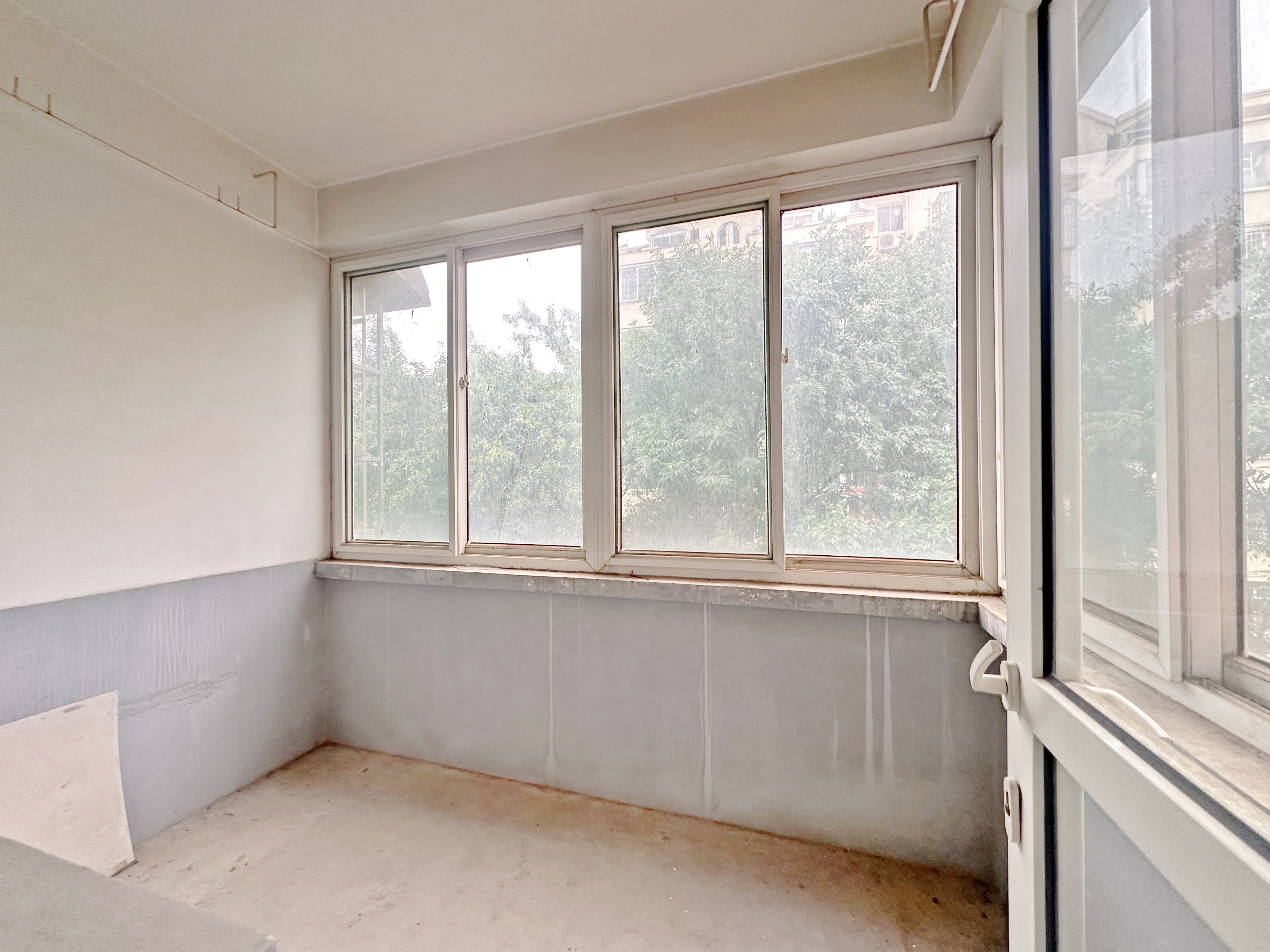 卧龙花园龙和苑